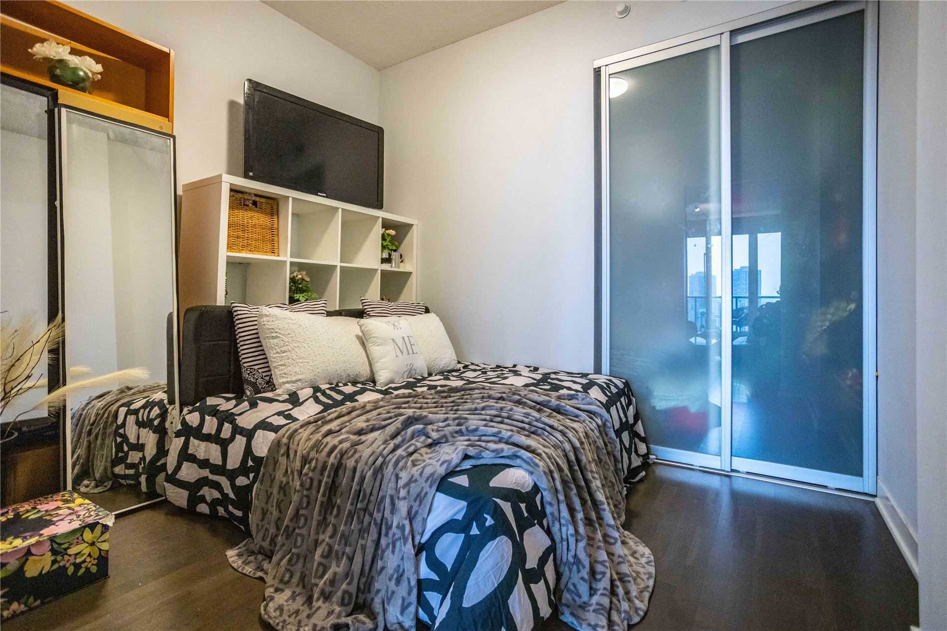 Listing W5862030 - Large Photo # 4