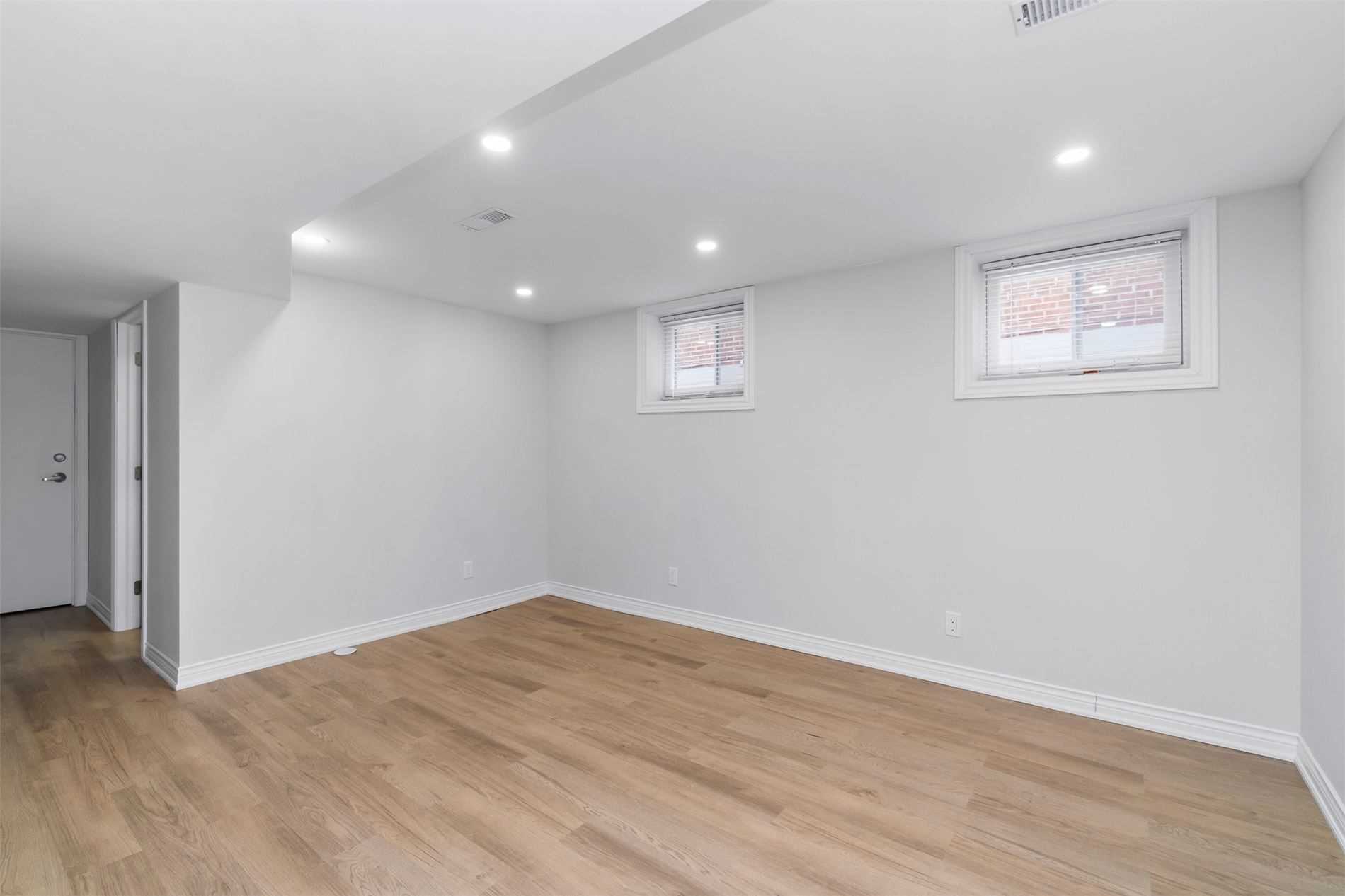 8 Carysfort Road, #Lower