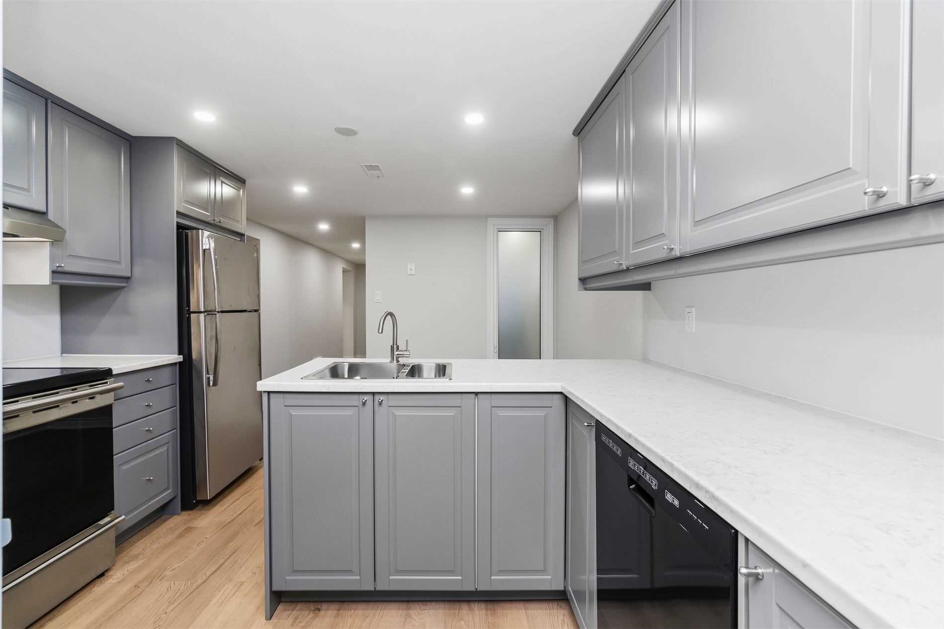8 Carysfort Road, #Lower