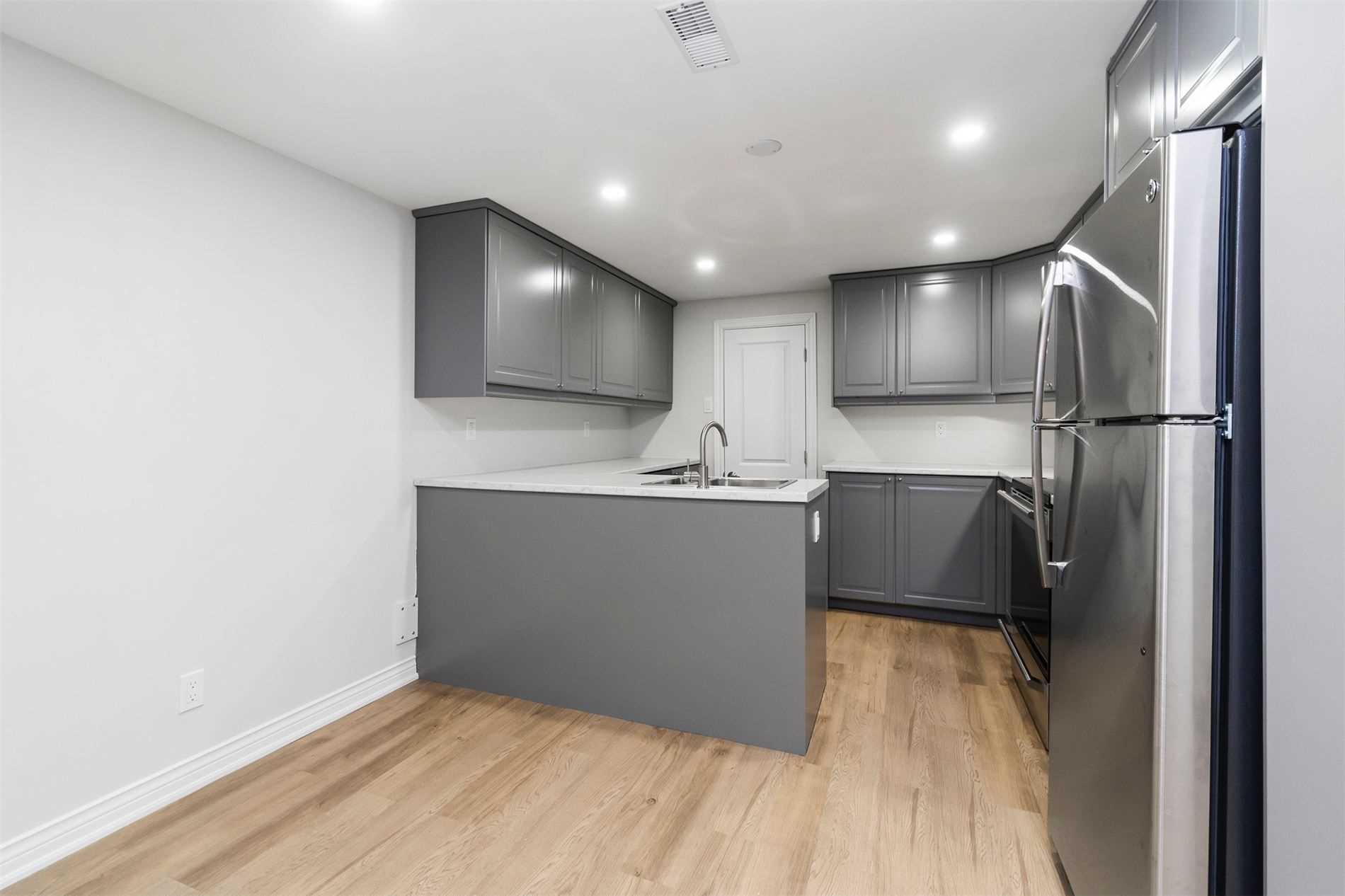 8 Carysfort Road, #Lower