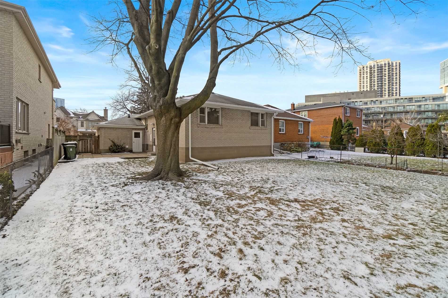 8 Carysfort Road, #Lower