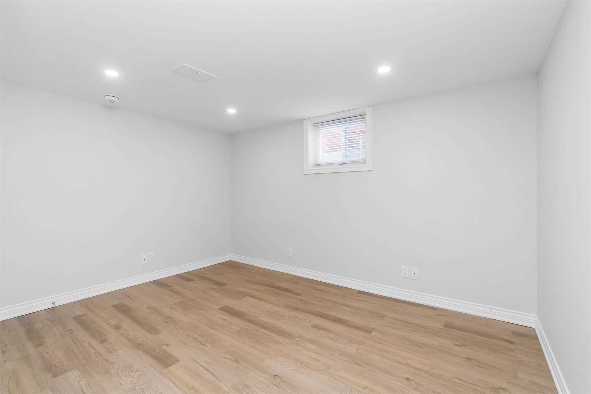 8 Carysfort Road, #Lower