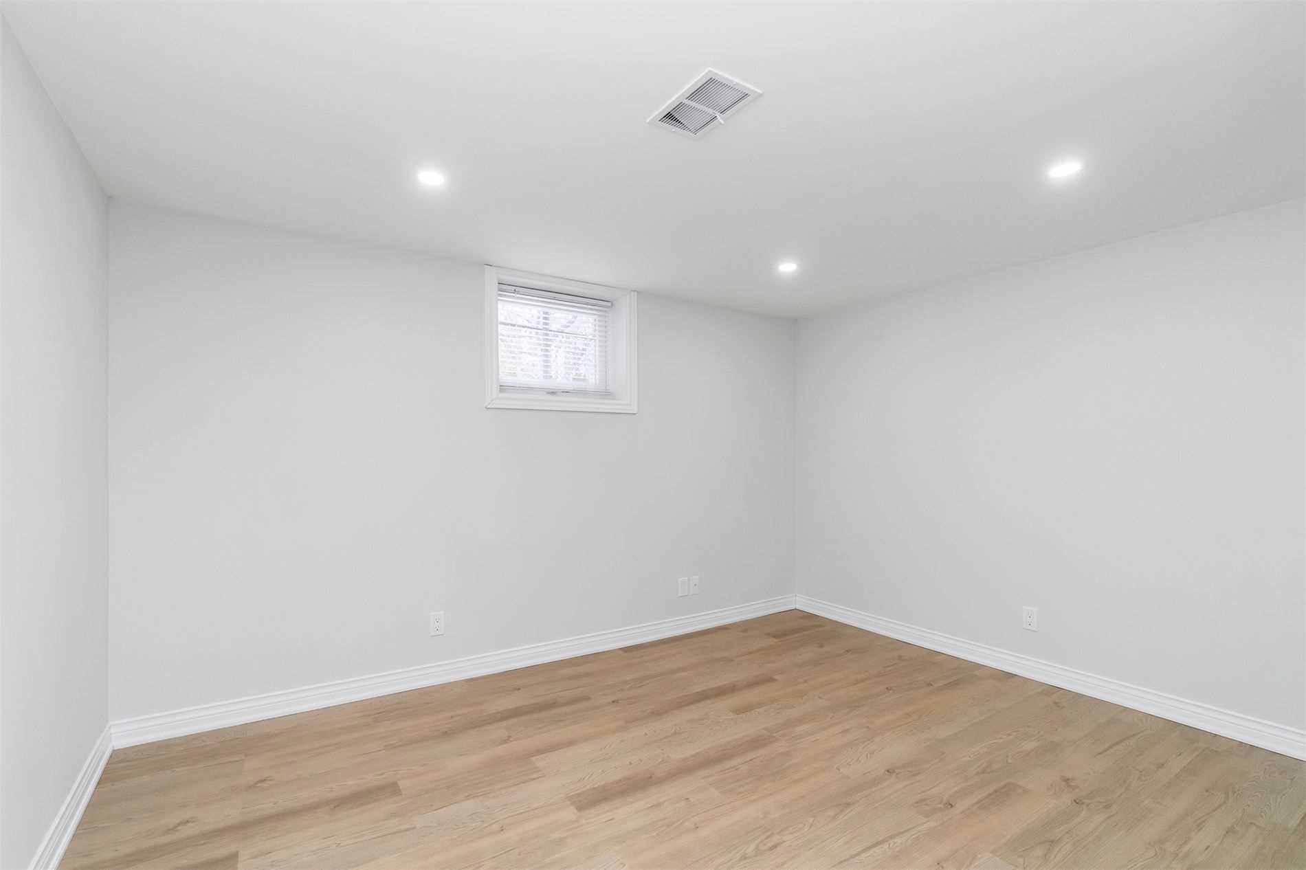 8 Carysfort Road, #Lower