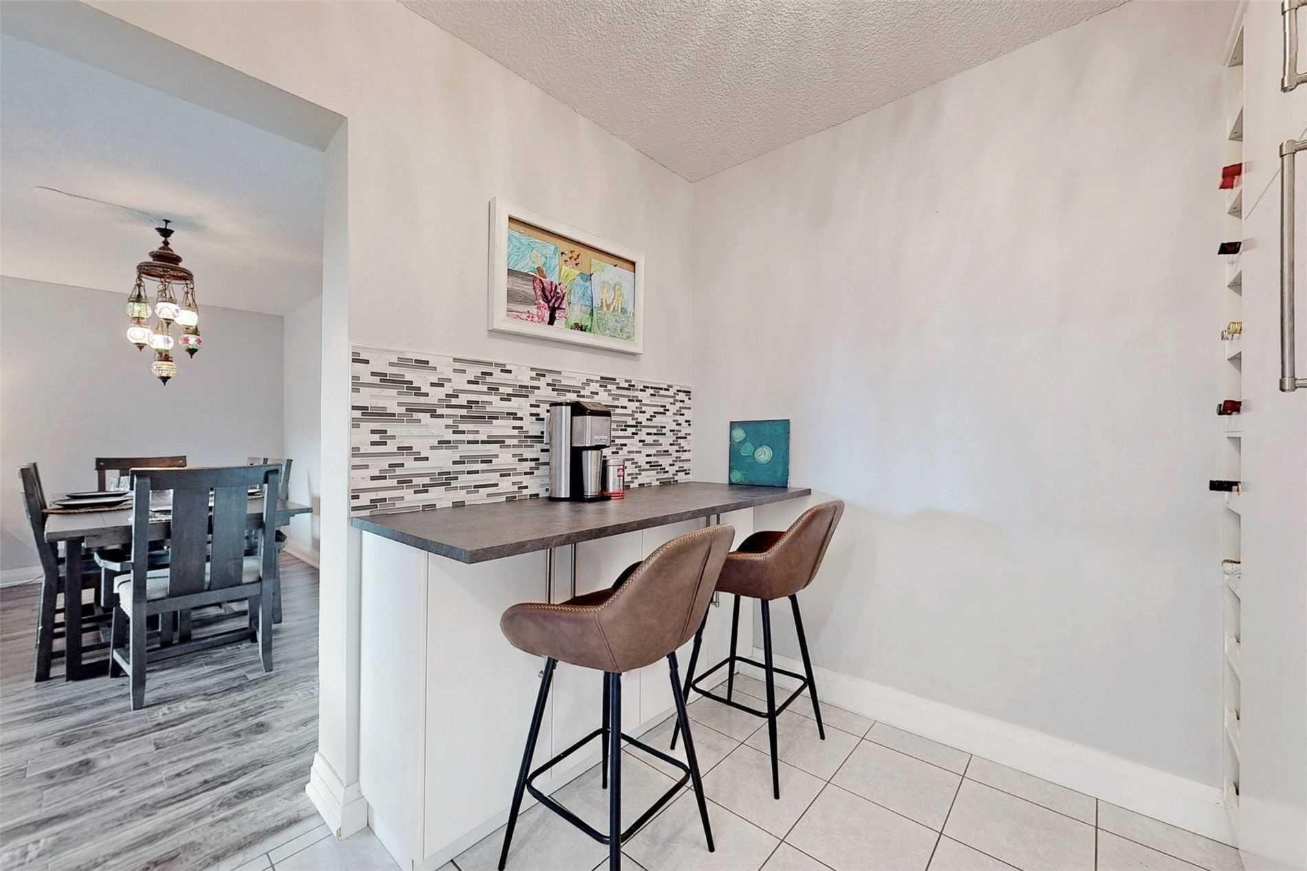 Listing W5862261 - Large Photo # 11