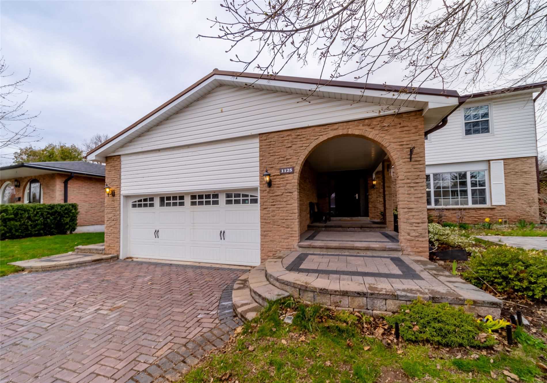 Listing W5862307 - Large Photo # 1