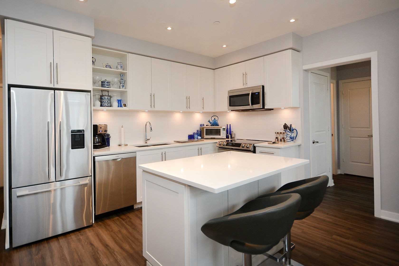 4699 Glen Erin Dr, #109