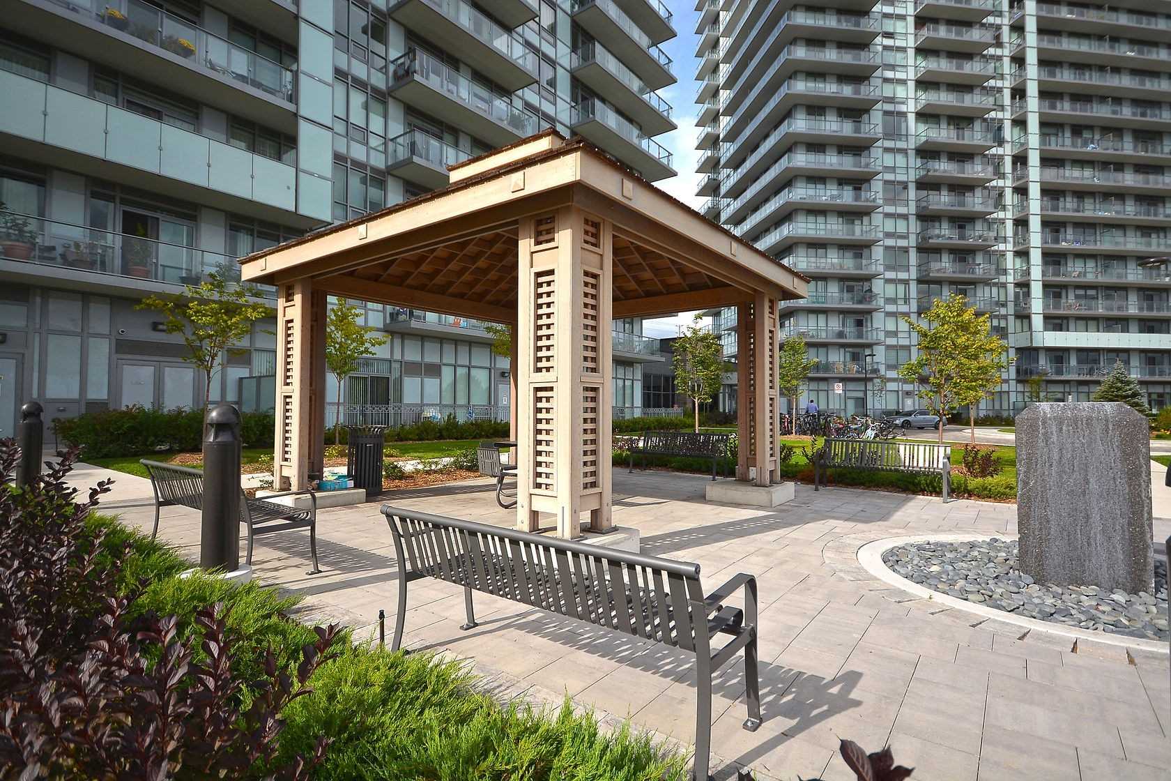 4699 Glen Erin Dr, #109