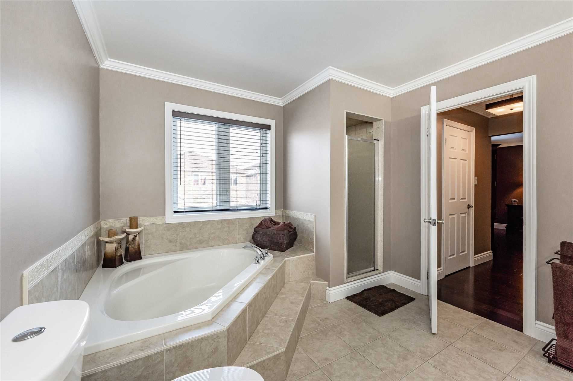 Listing W5862470 - Large Photo # 14