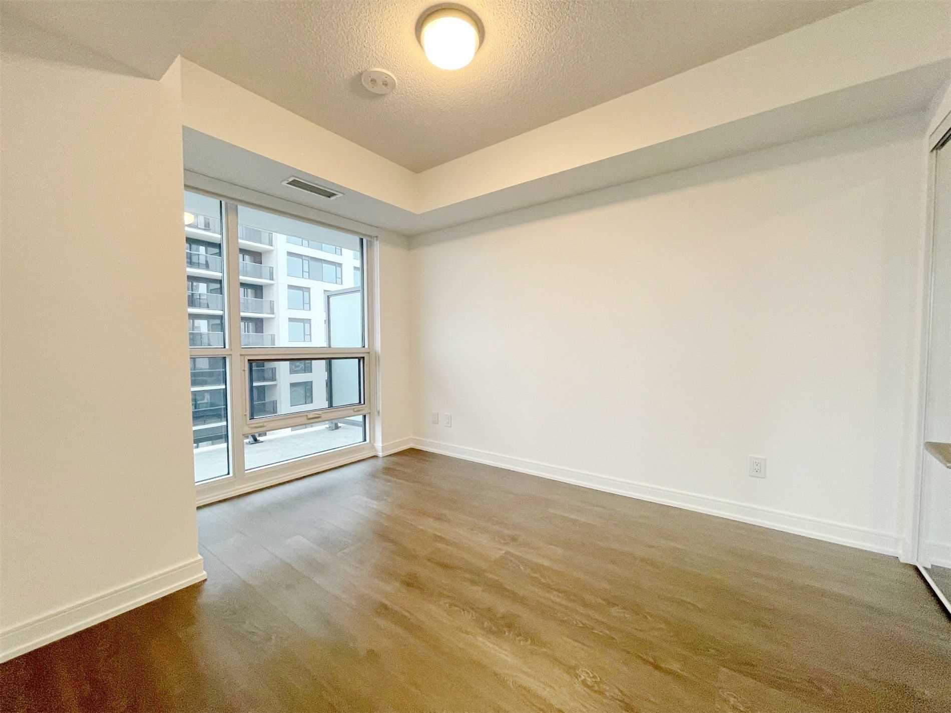 30 Samuel Wood Way, #1504