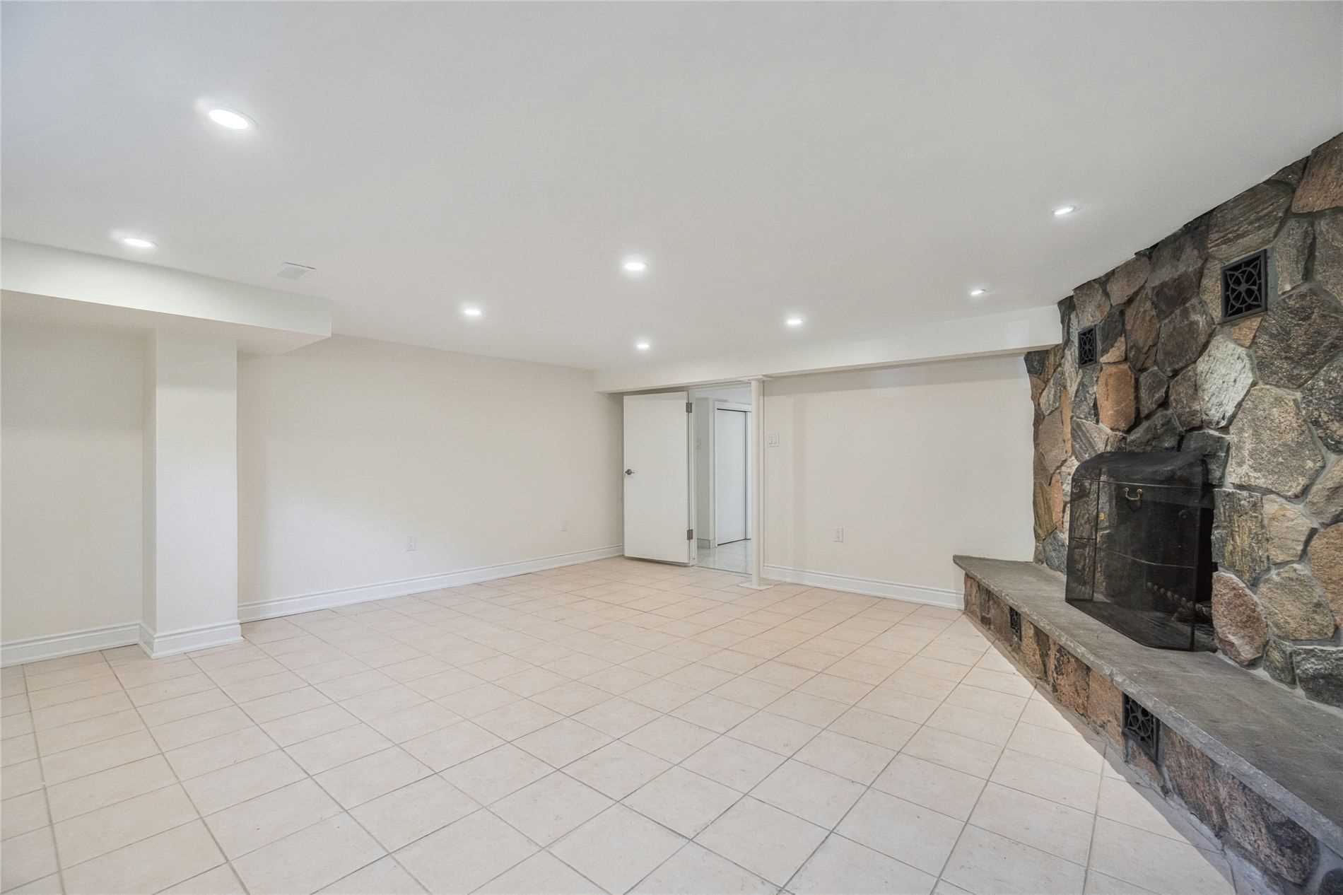 Listing W5862637 - Large Photo # 13