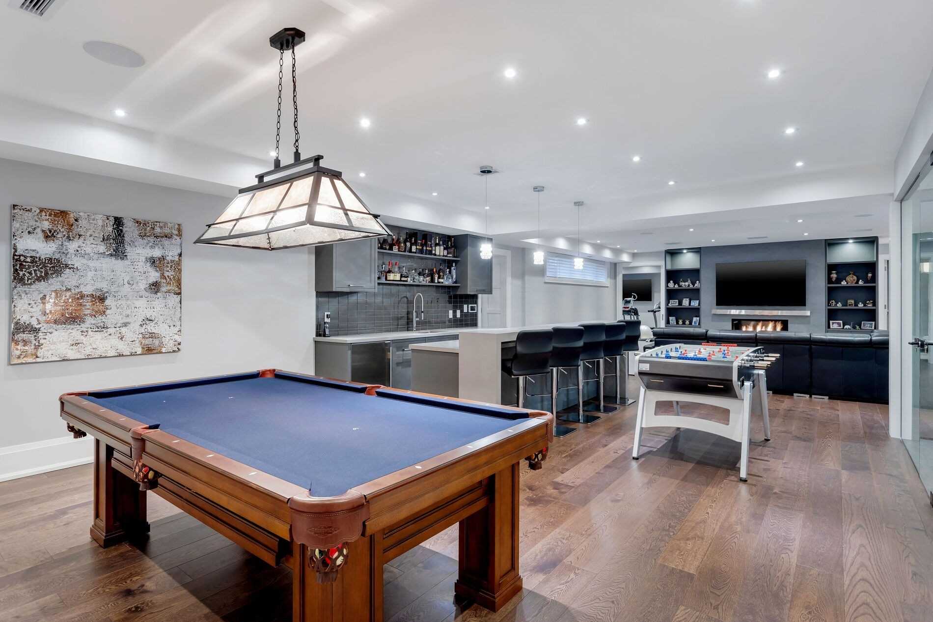 3095 Woodland Park Dr