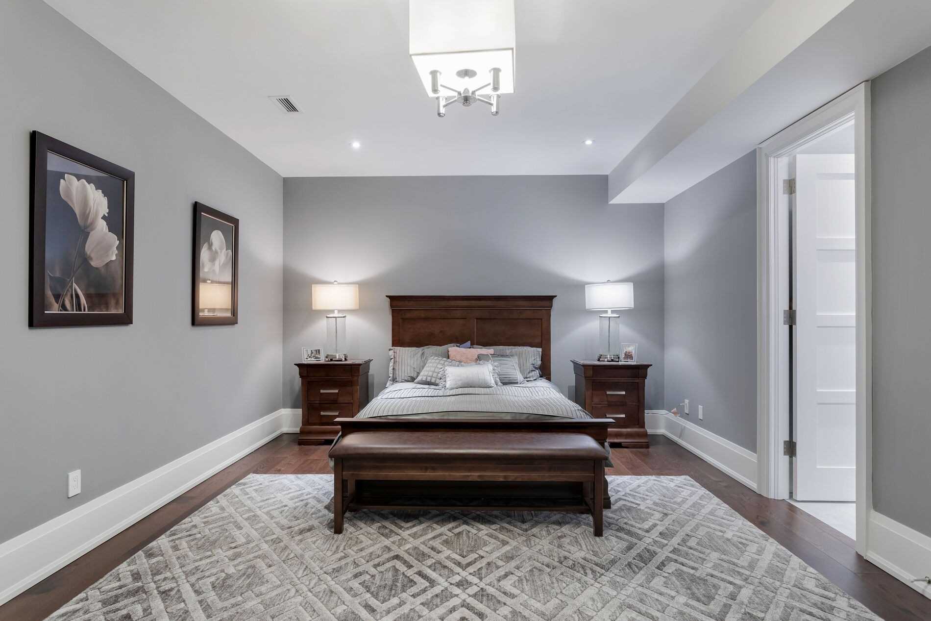 3095 Woodland Park Dr
