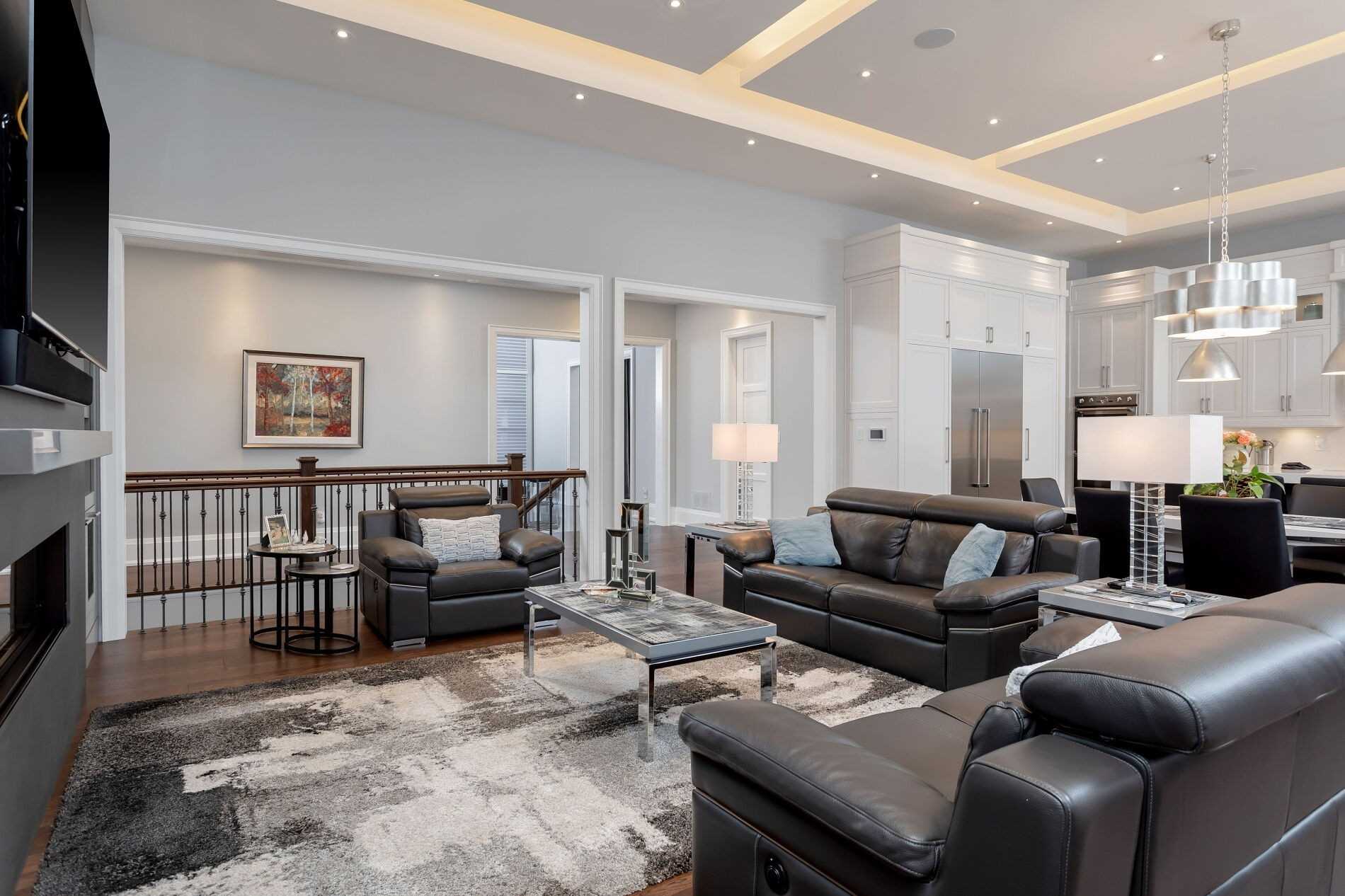 3095 Woodland Park Dr