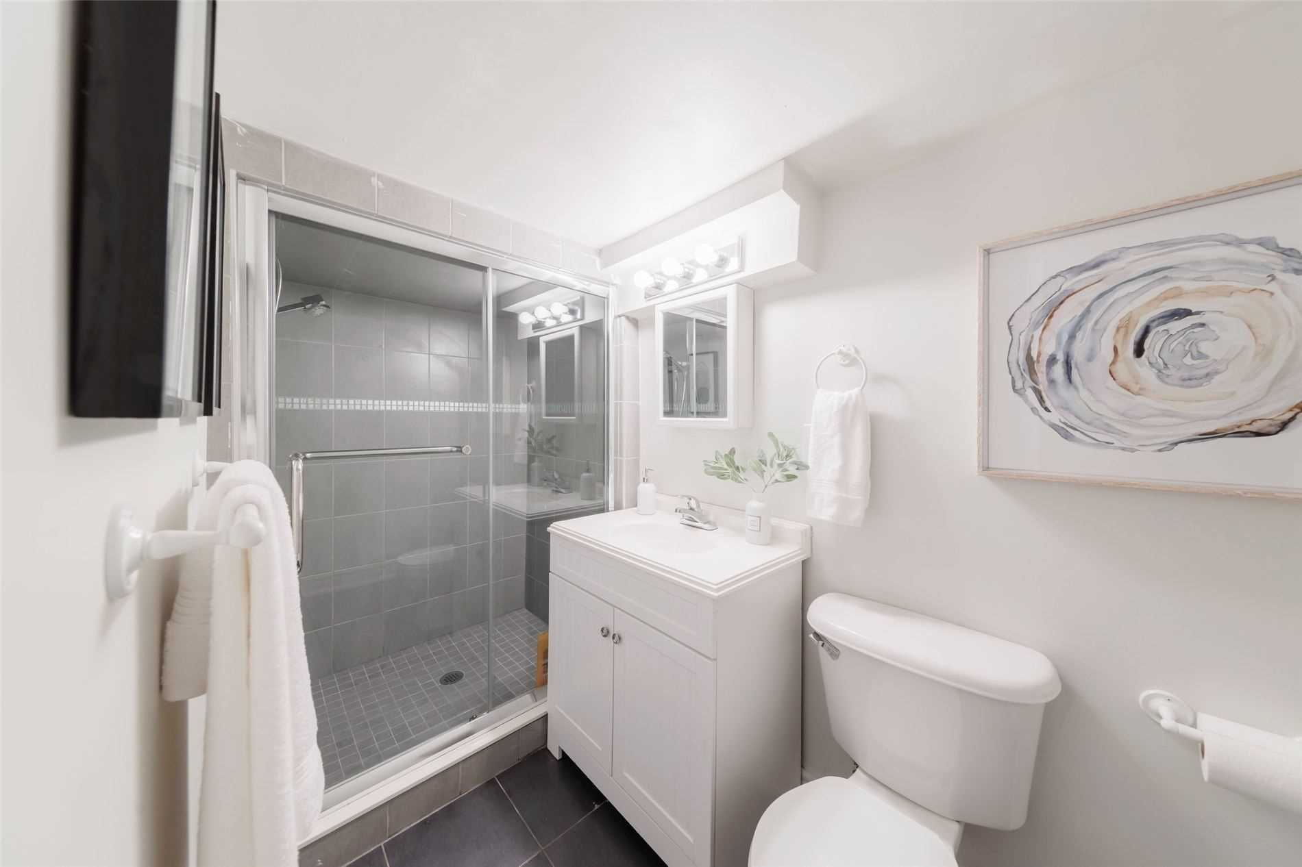 Listing W5862935 - Large Photo # 15