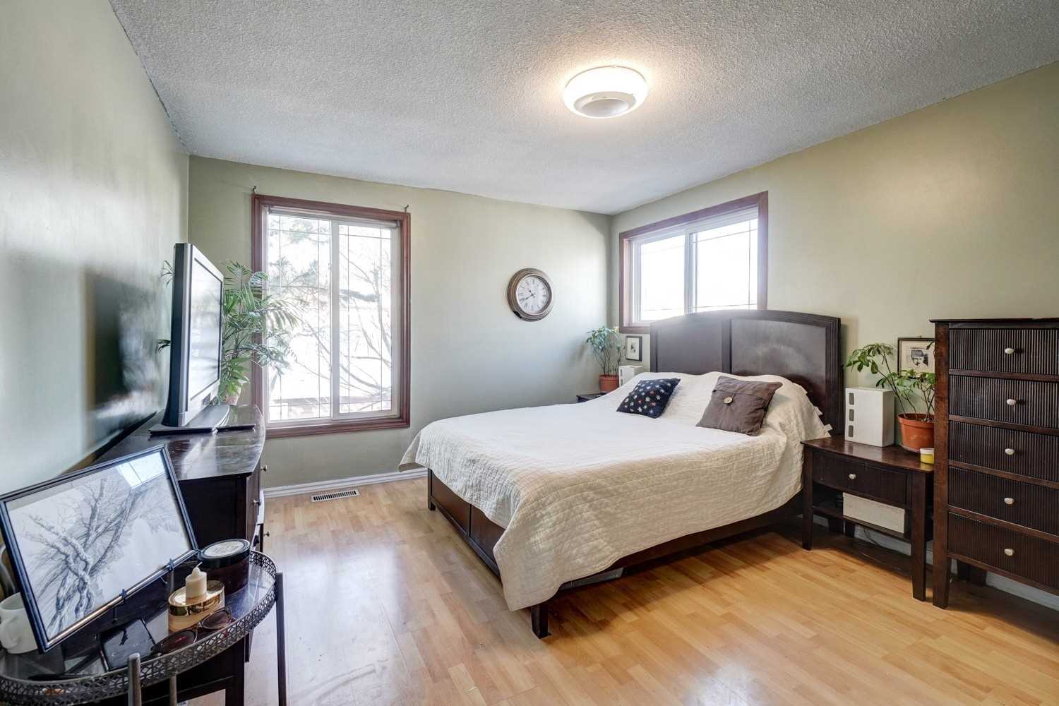 Listing W5863130 - Large Photo # 19
