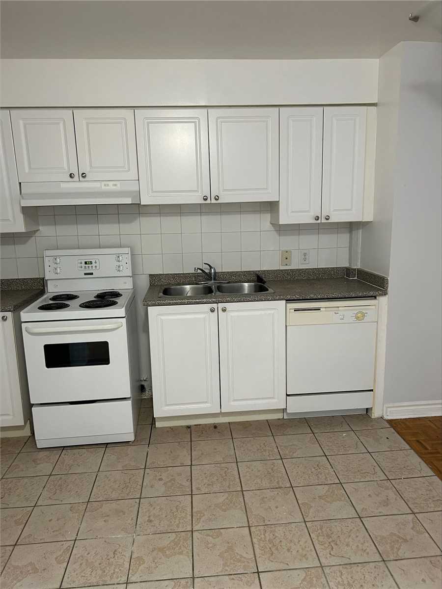1401 Dupont Street, #624