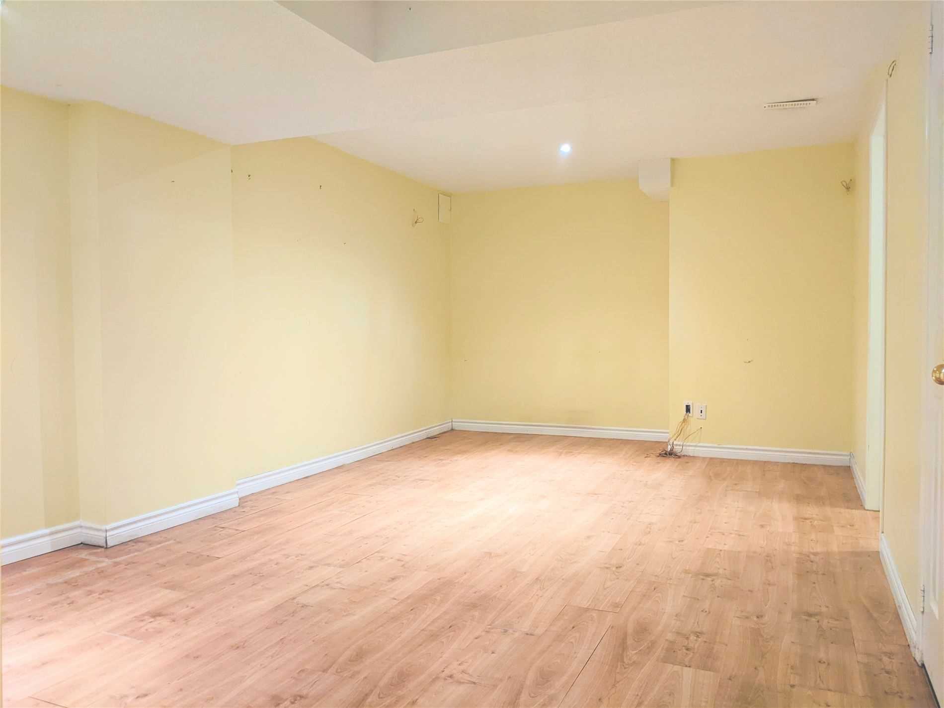 Listing W5863338 - Large Photo # 36
