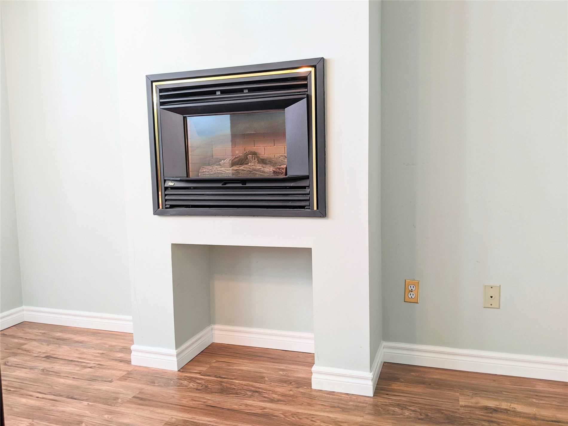 Listing W5863338 - Large Photo # 23