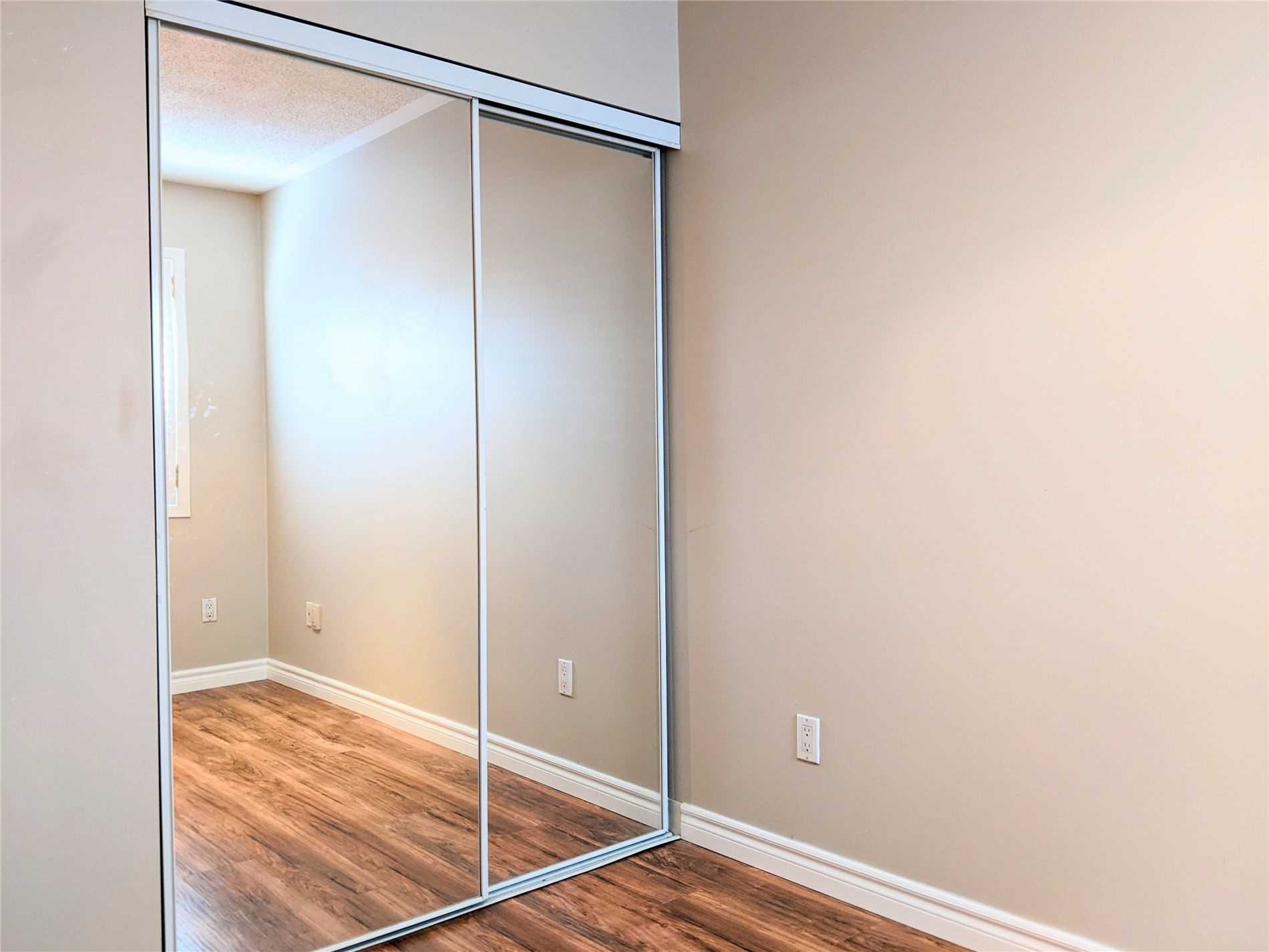 Listing W5863338 - Large Photo # 28