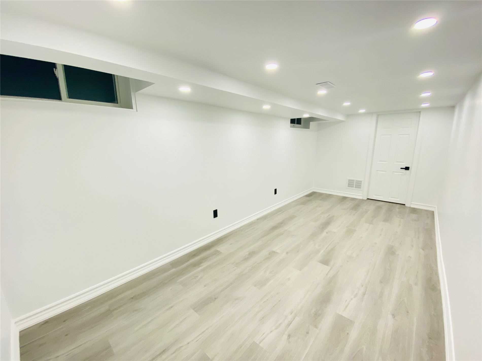 14576 Winston Churchill Boulevard