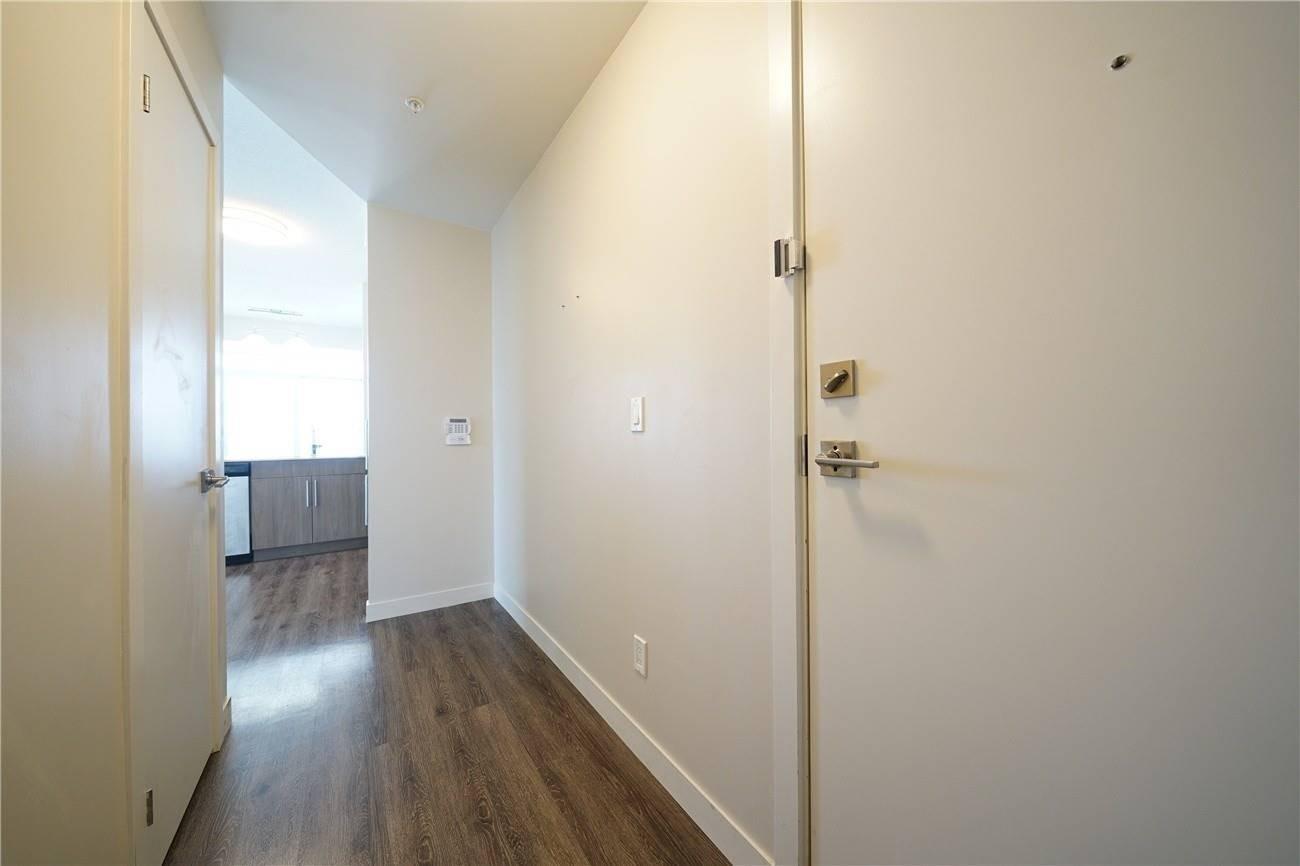Listing W5863802 - Large Photo # 18