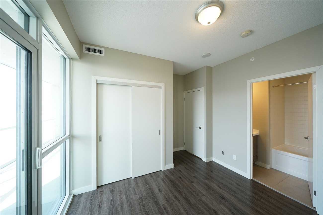 Listing W5863802 - Large Photo # 6