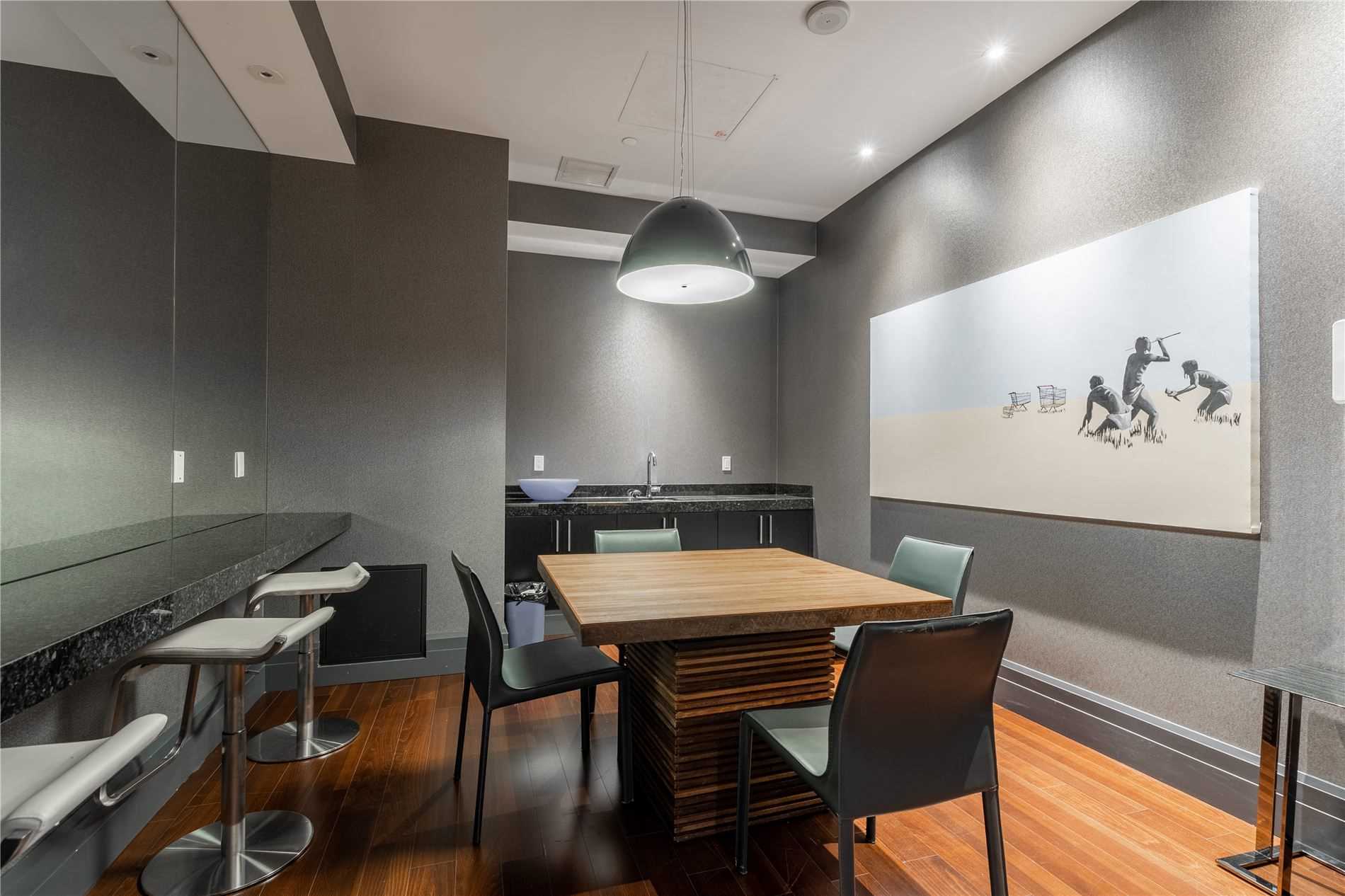 55 Speers Rd, #411