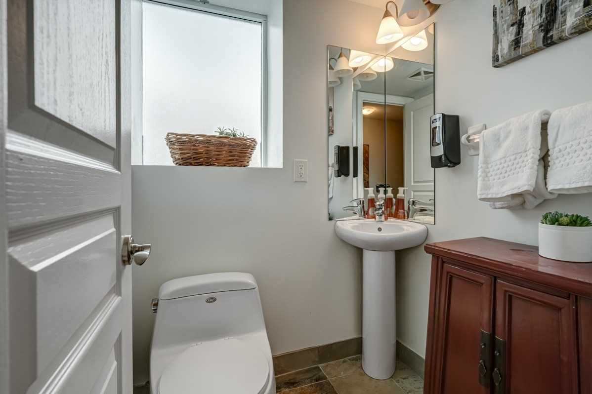 Listing W5863950 - Large Photo # 17