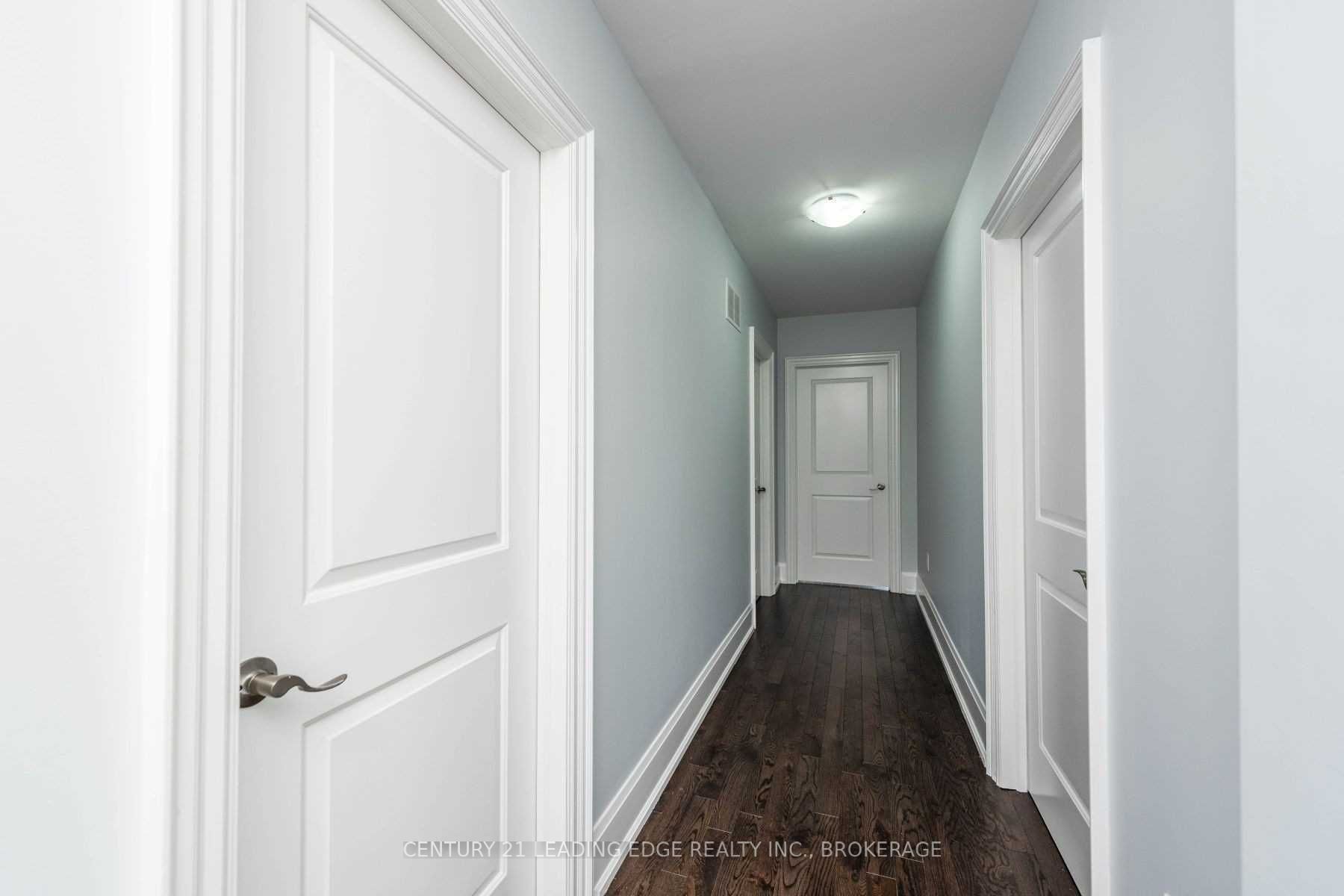 669 Roding Street