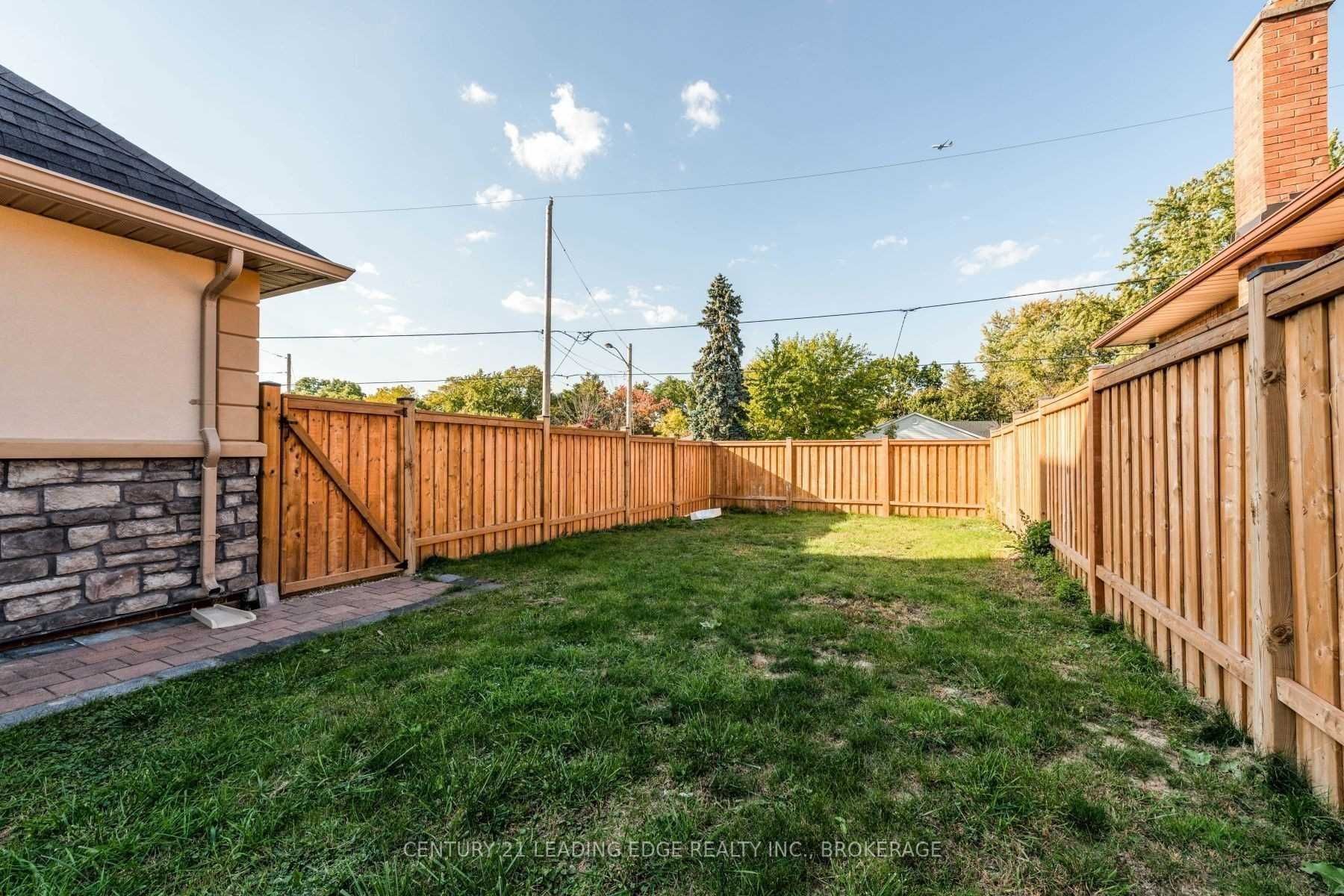 669 Roding Street