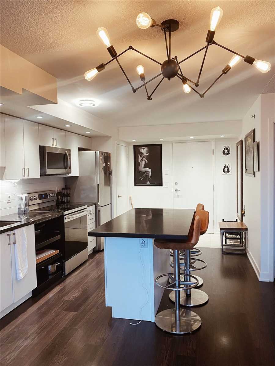 11 Superior Avenue, #316