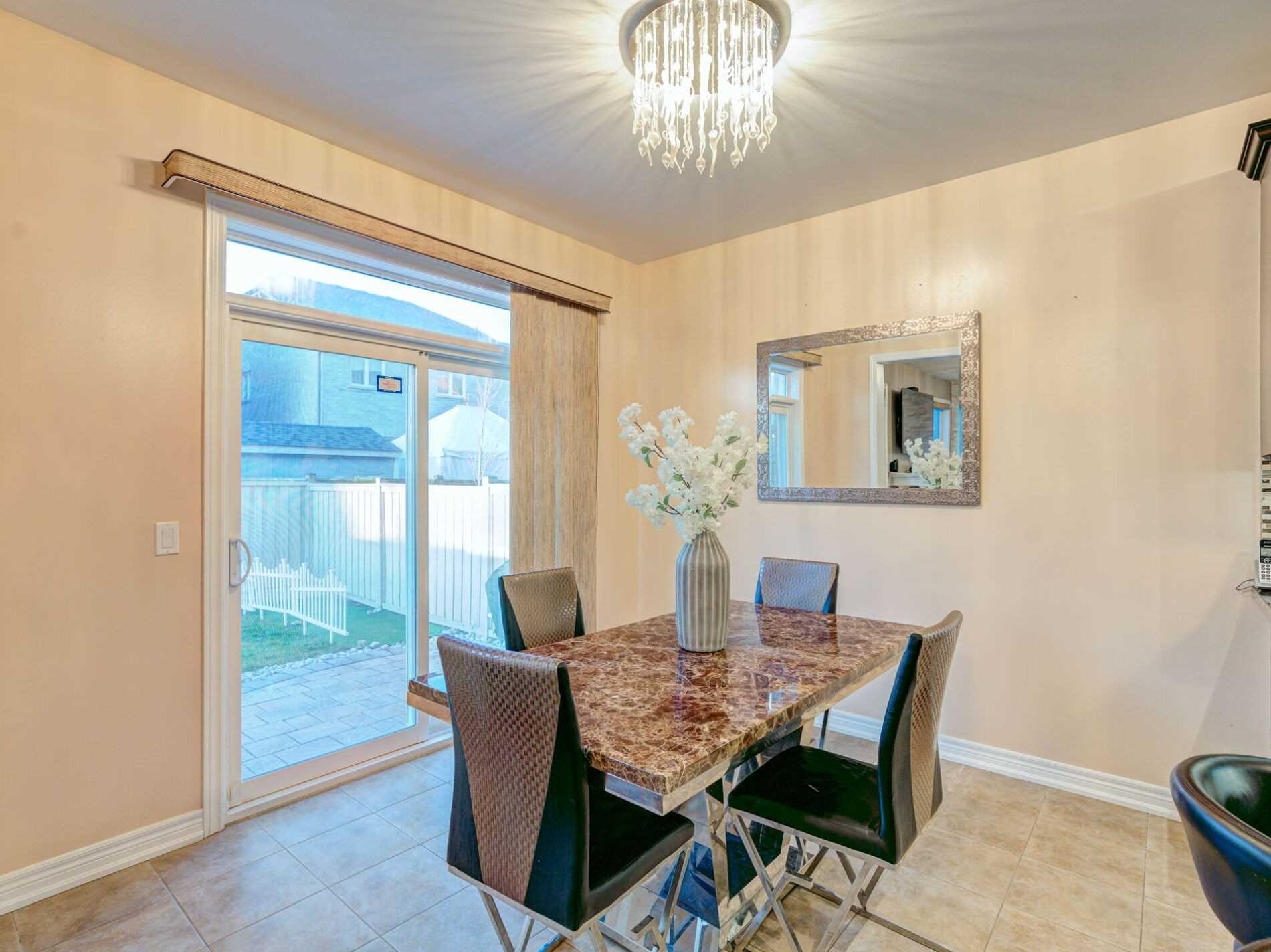 Listing W5864790 - Large Photo # 12