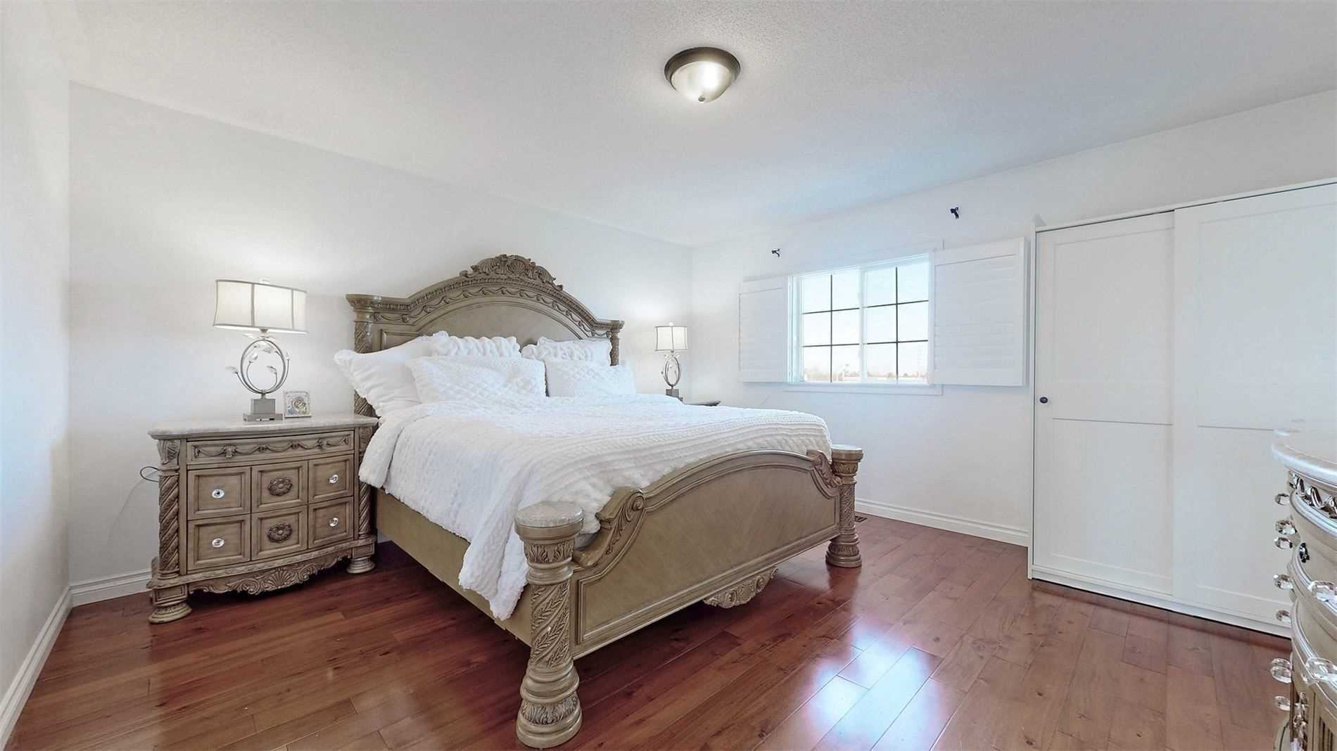 Listing W5864950 - Large Photo # 24