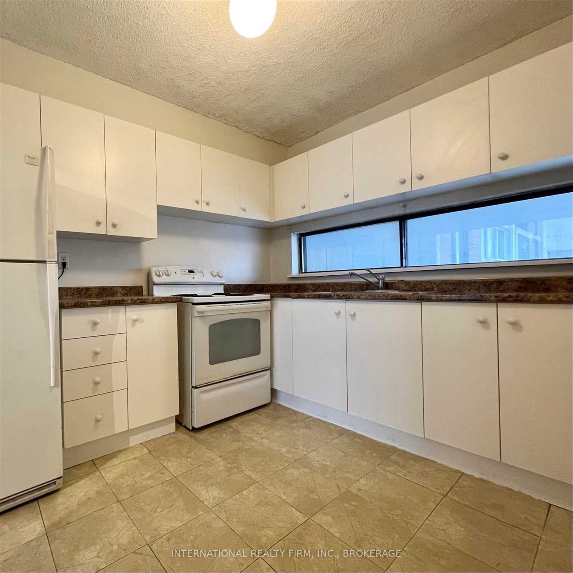 Listing W5865240 - Large Photo # 4