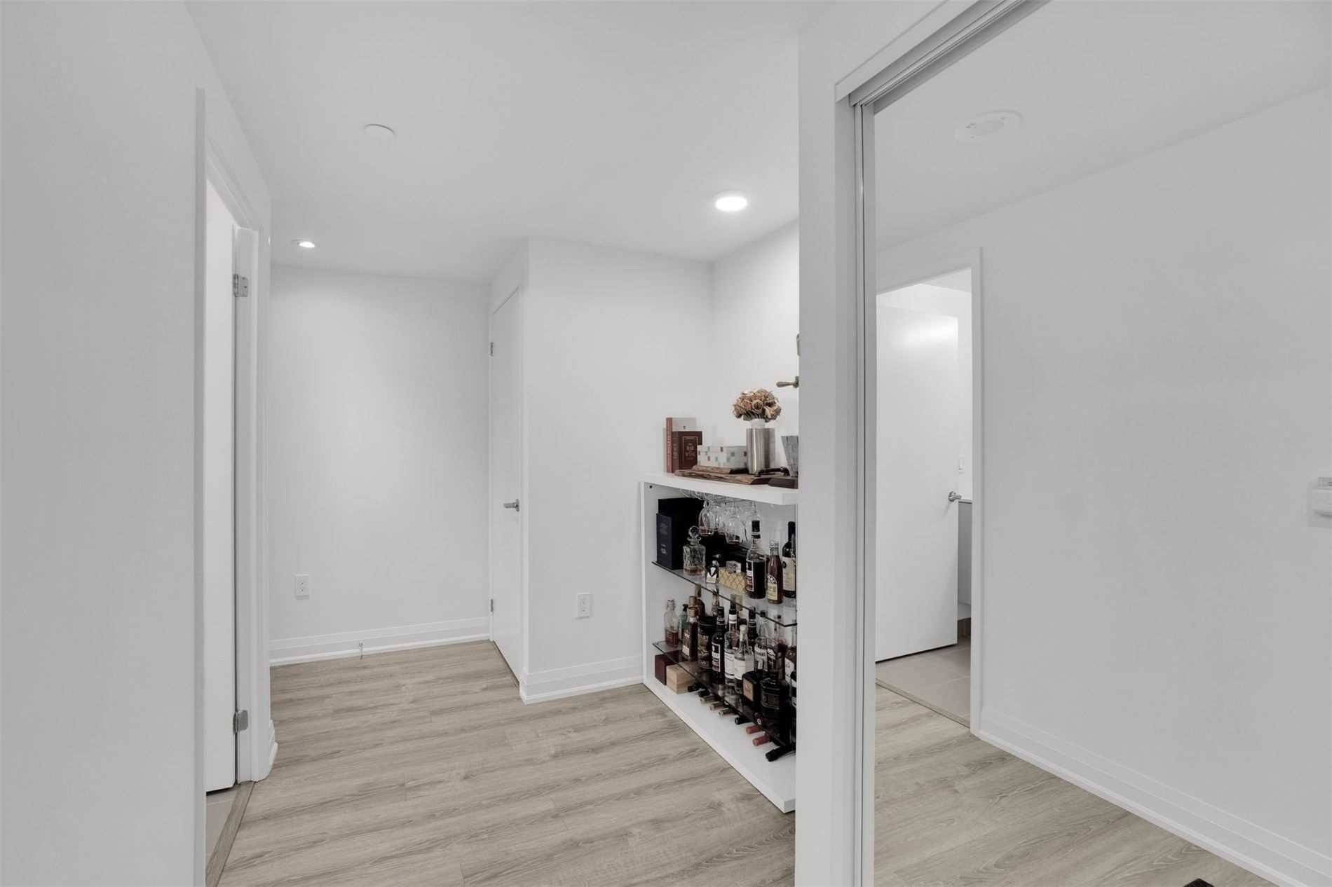 26 Gibbs Rd, #433