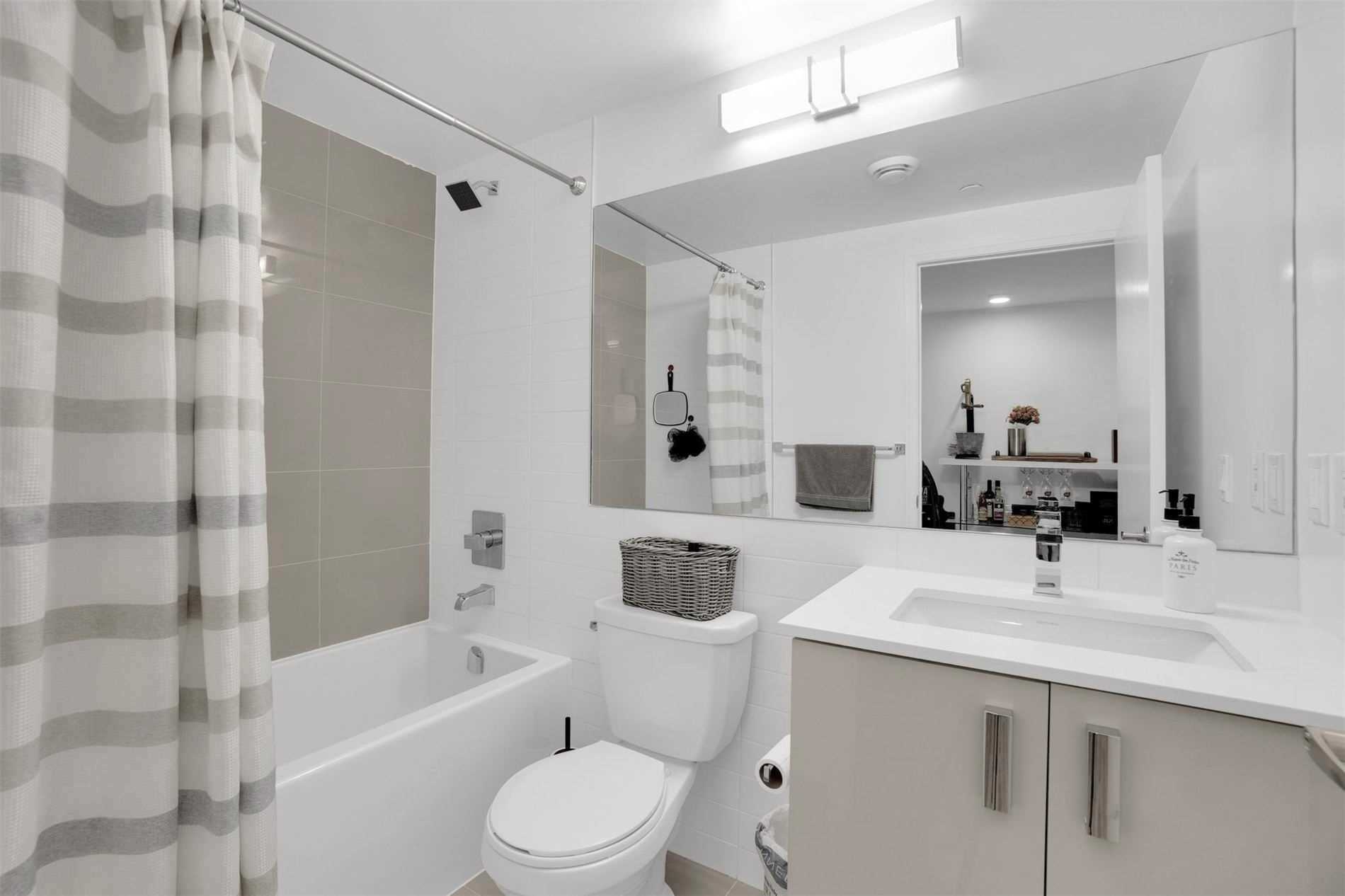26 Gibbs Rd, #433