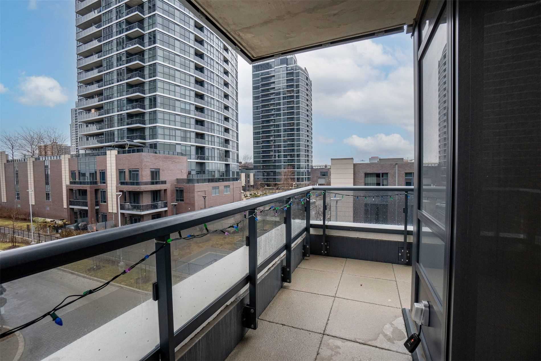 26 Gibbs Rd, #433