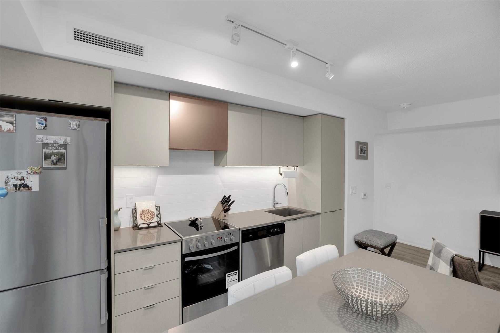 26 Gibbs Rd, #433
