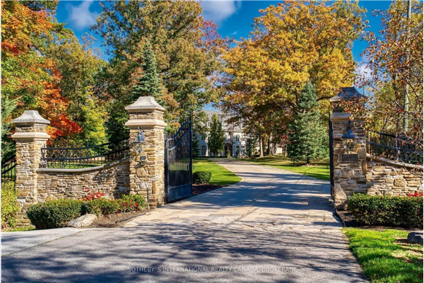 1343 Blythe Rd, Mississauga