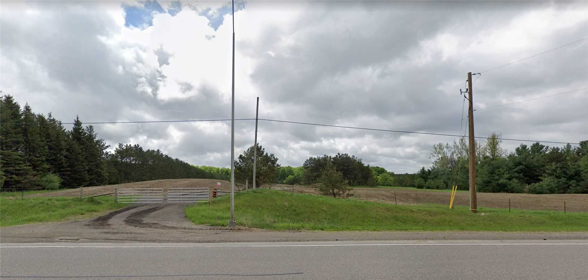 Lot 29 Con. 8, Highway 9