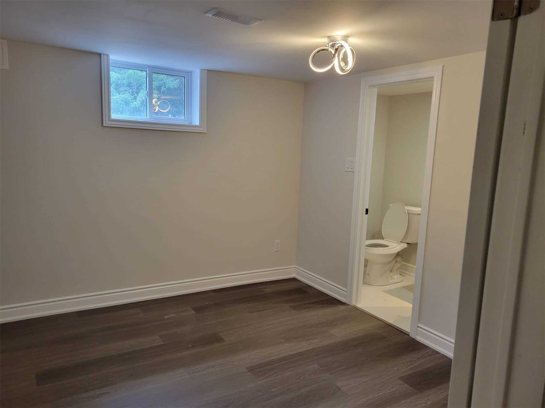 Listing W5865916 - Large Photo # 17