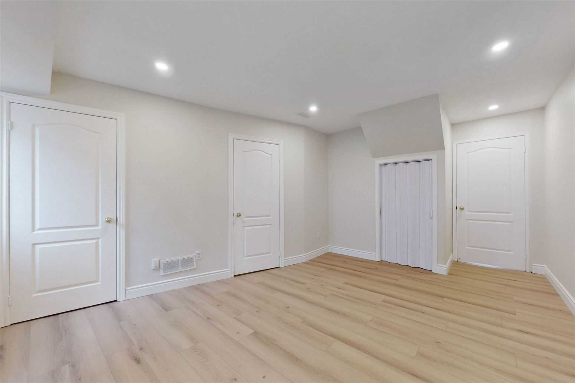 7284 Bellshire Gate, #3