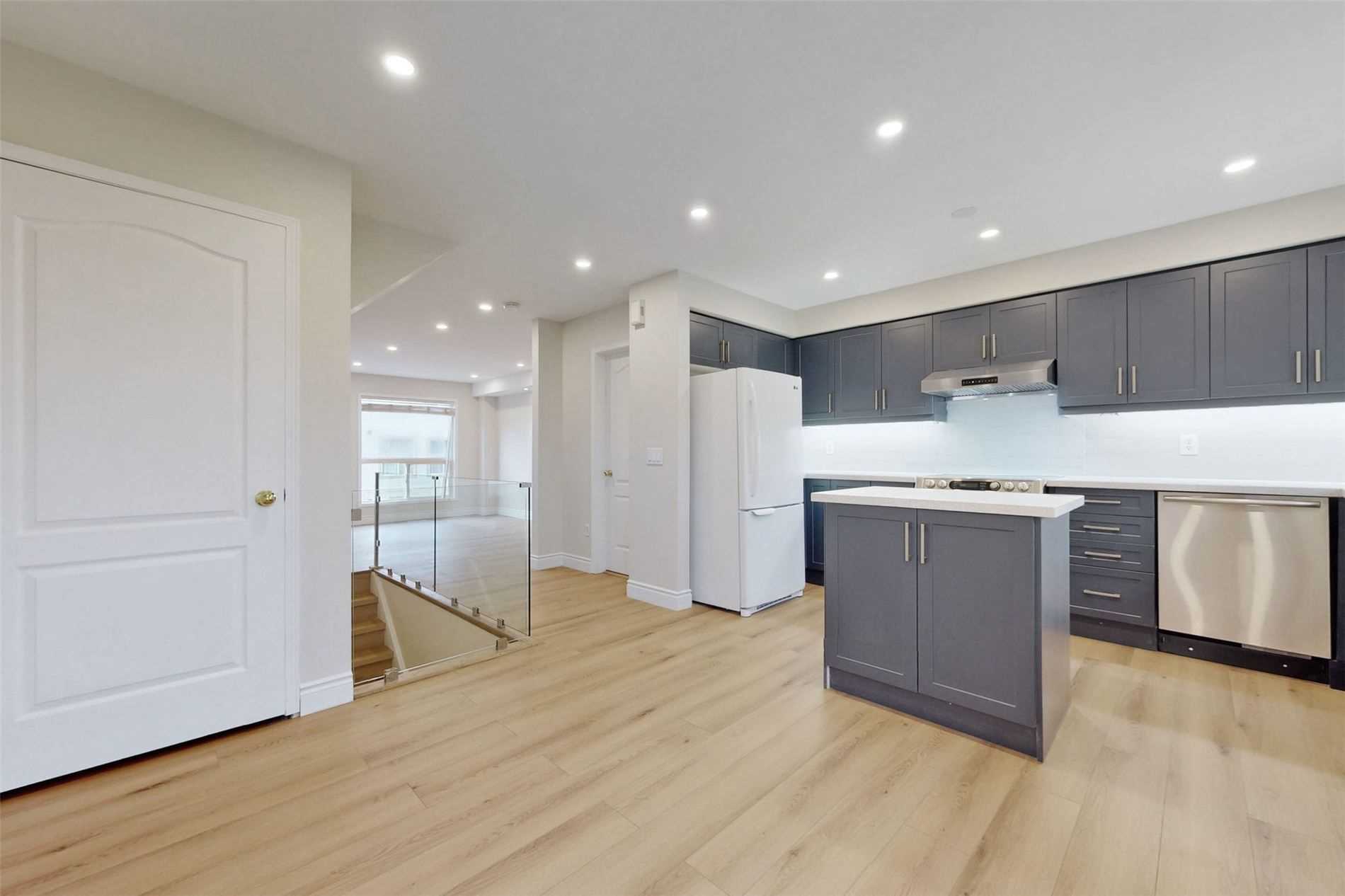 7284 Bellshire Gate, #3