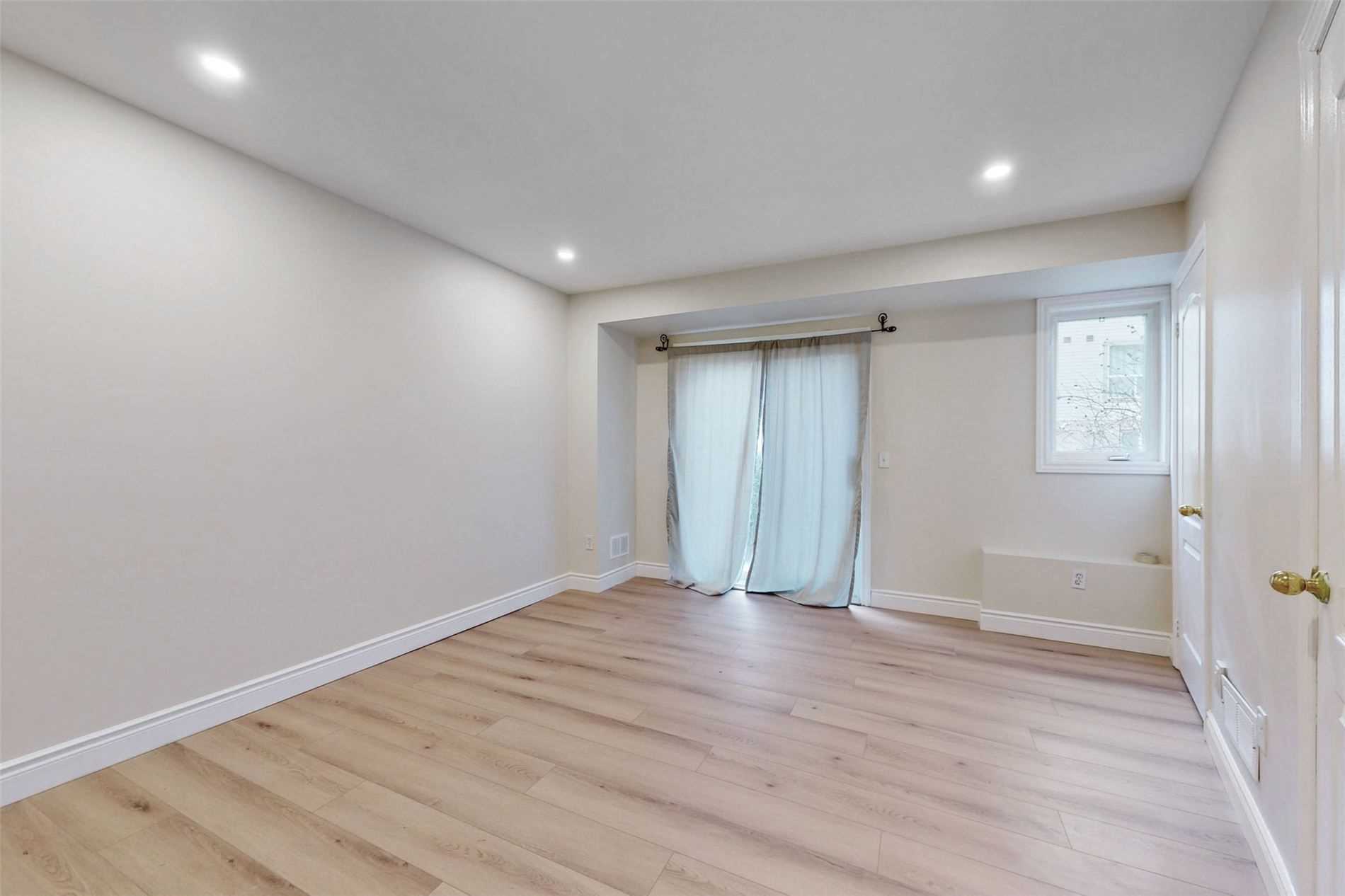 7284 Bellshire Gate, #3