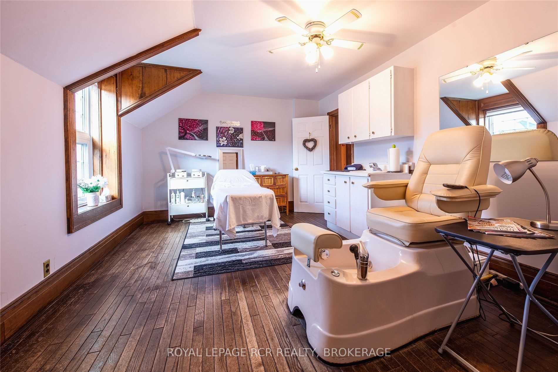 Listing W5866496 - Large Photo # 21