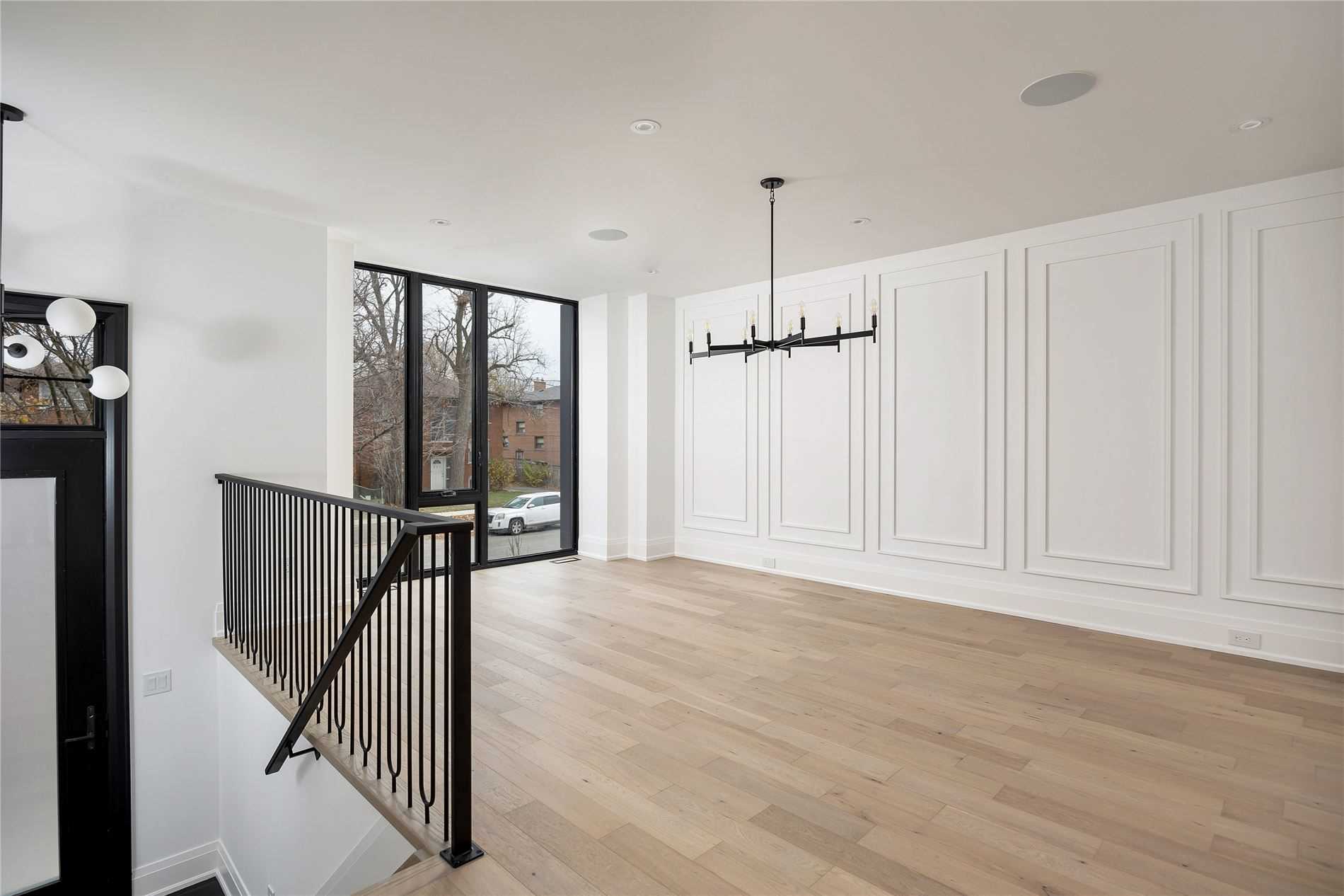 216 Delta St