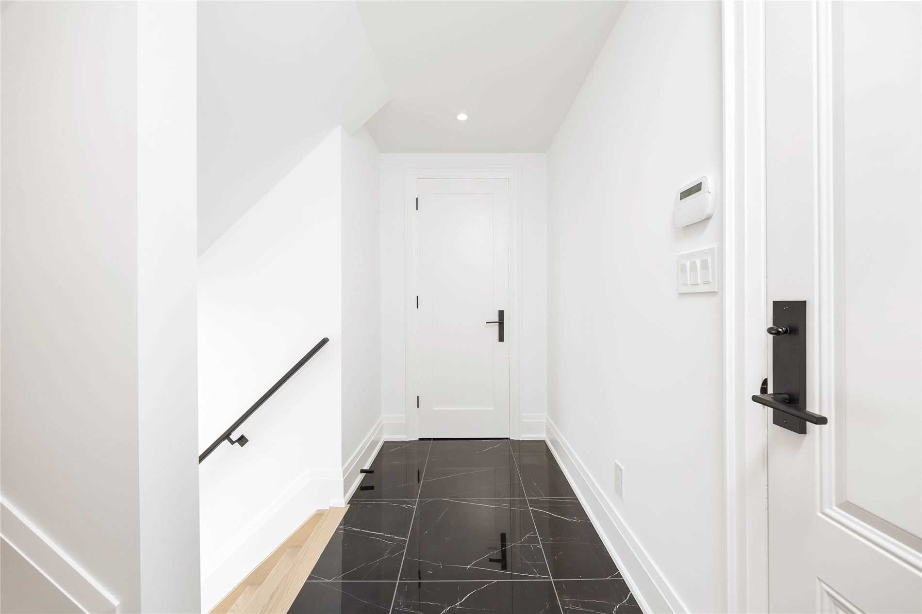 216 Delta St