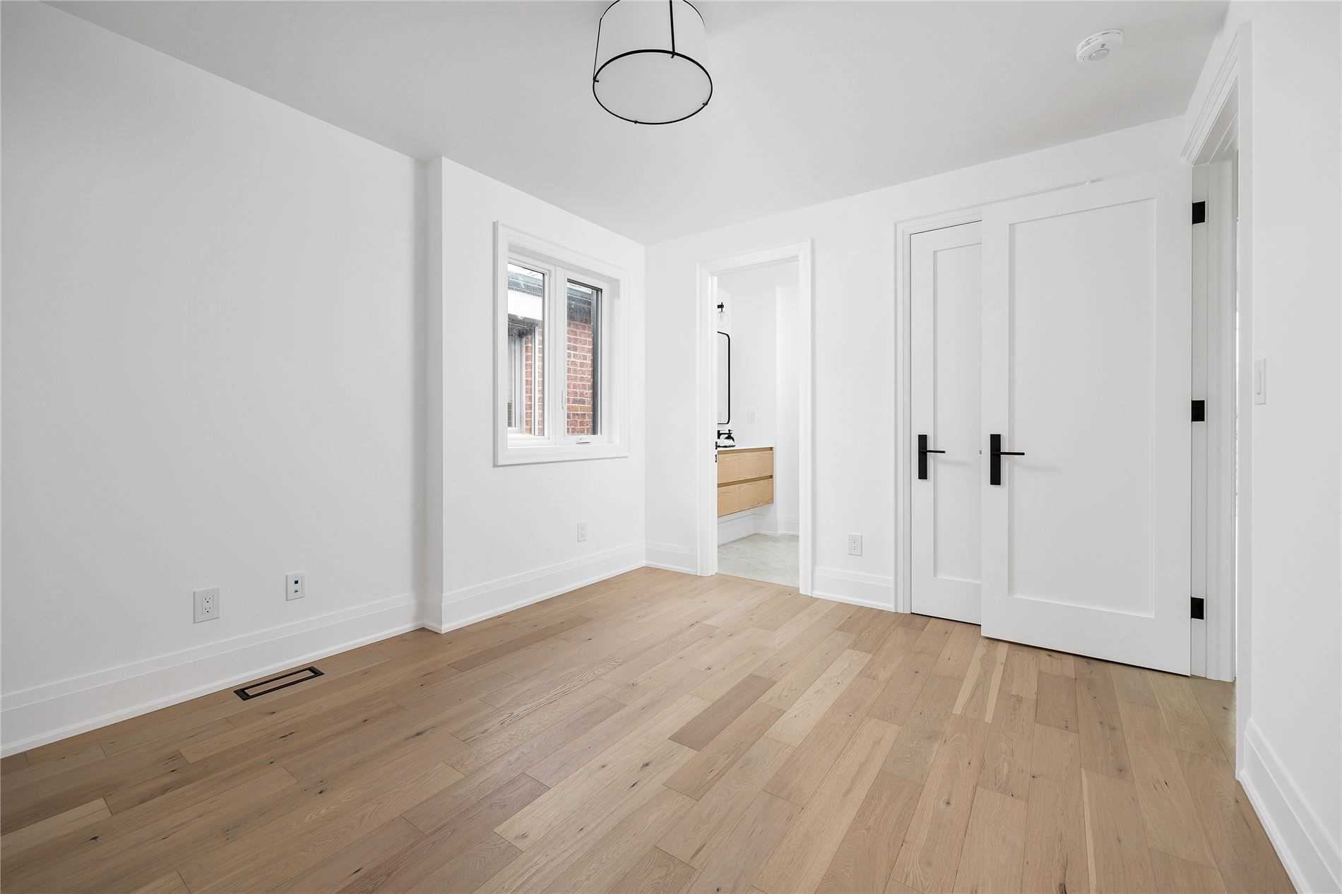 216 Delta St