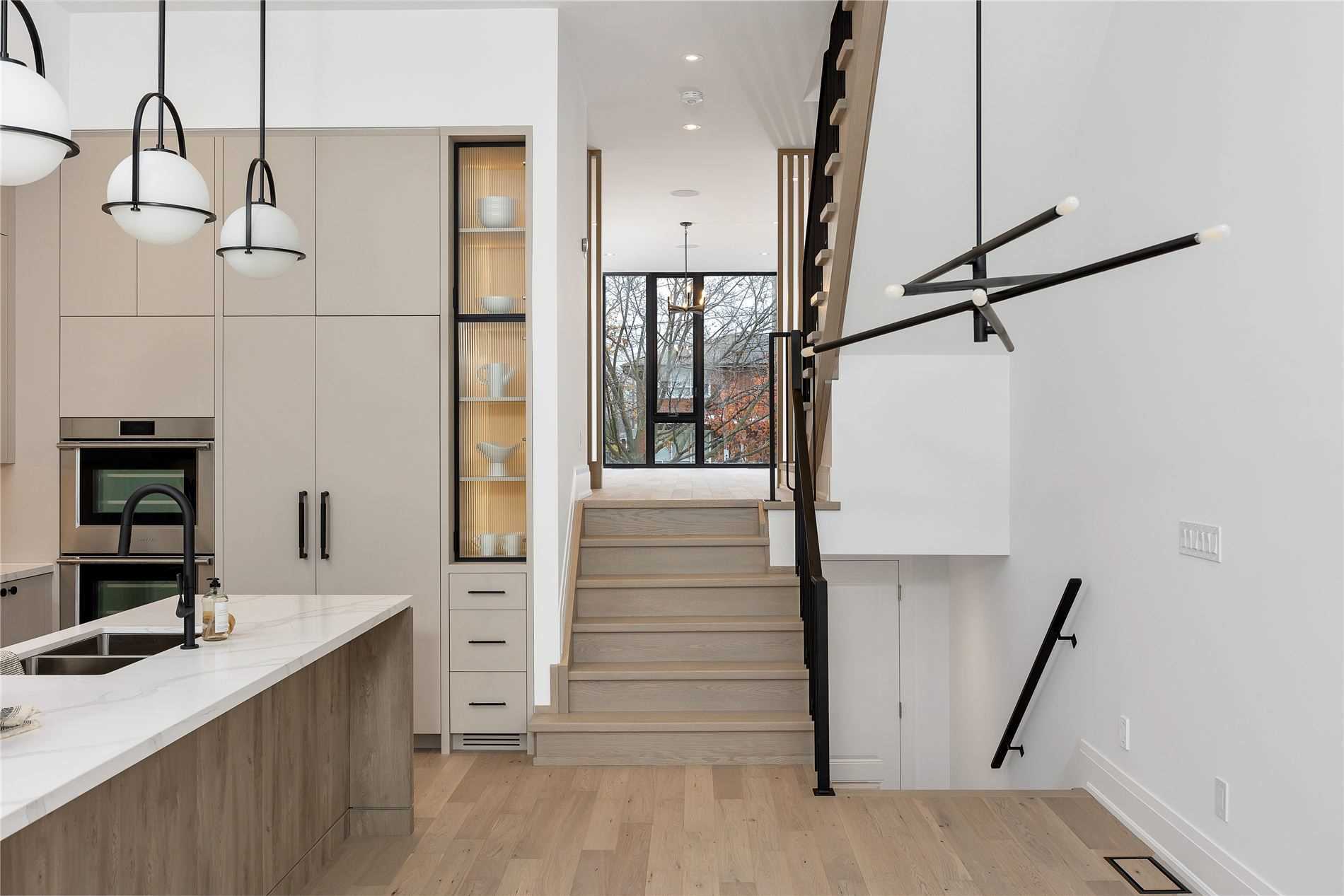 216 Delta St