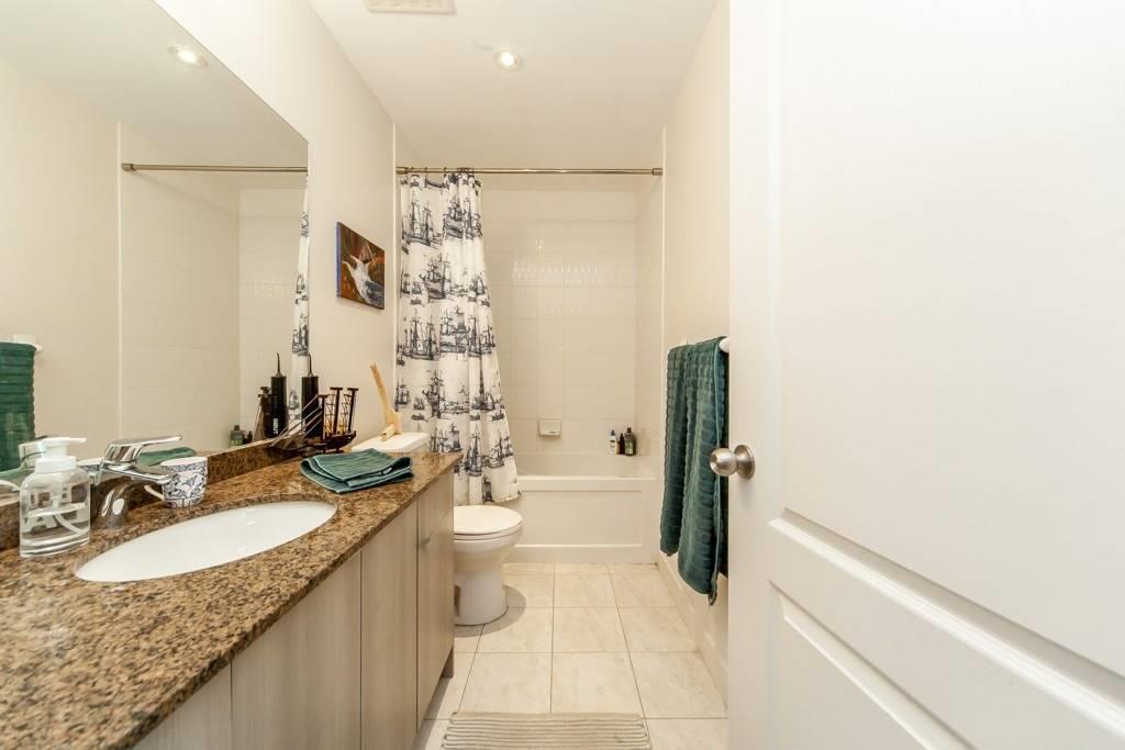 Listing W5866749 - Large Photo # 19